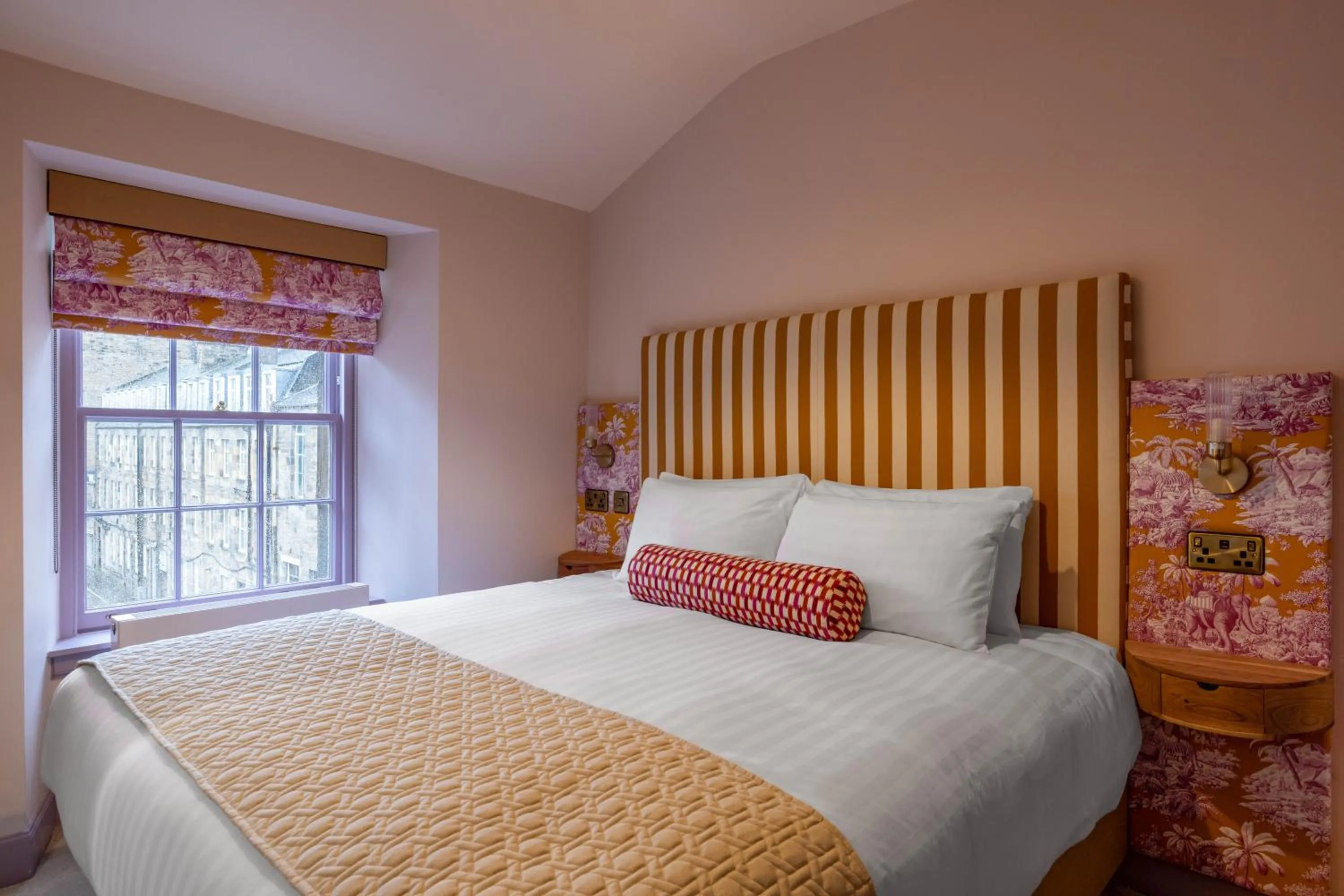 Bed in Eleven Stafford Street Townhouse