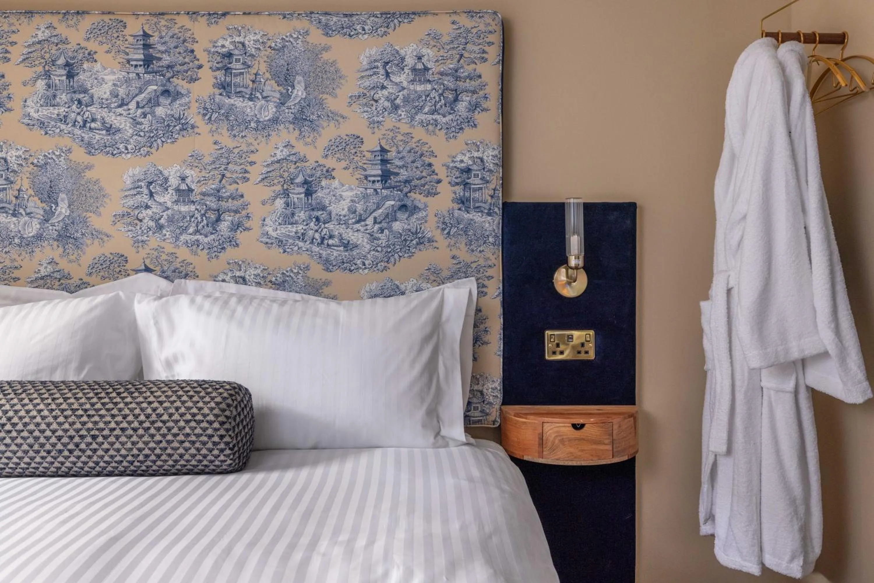 Bed in Eleven Stafford Street Townhouse