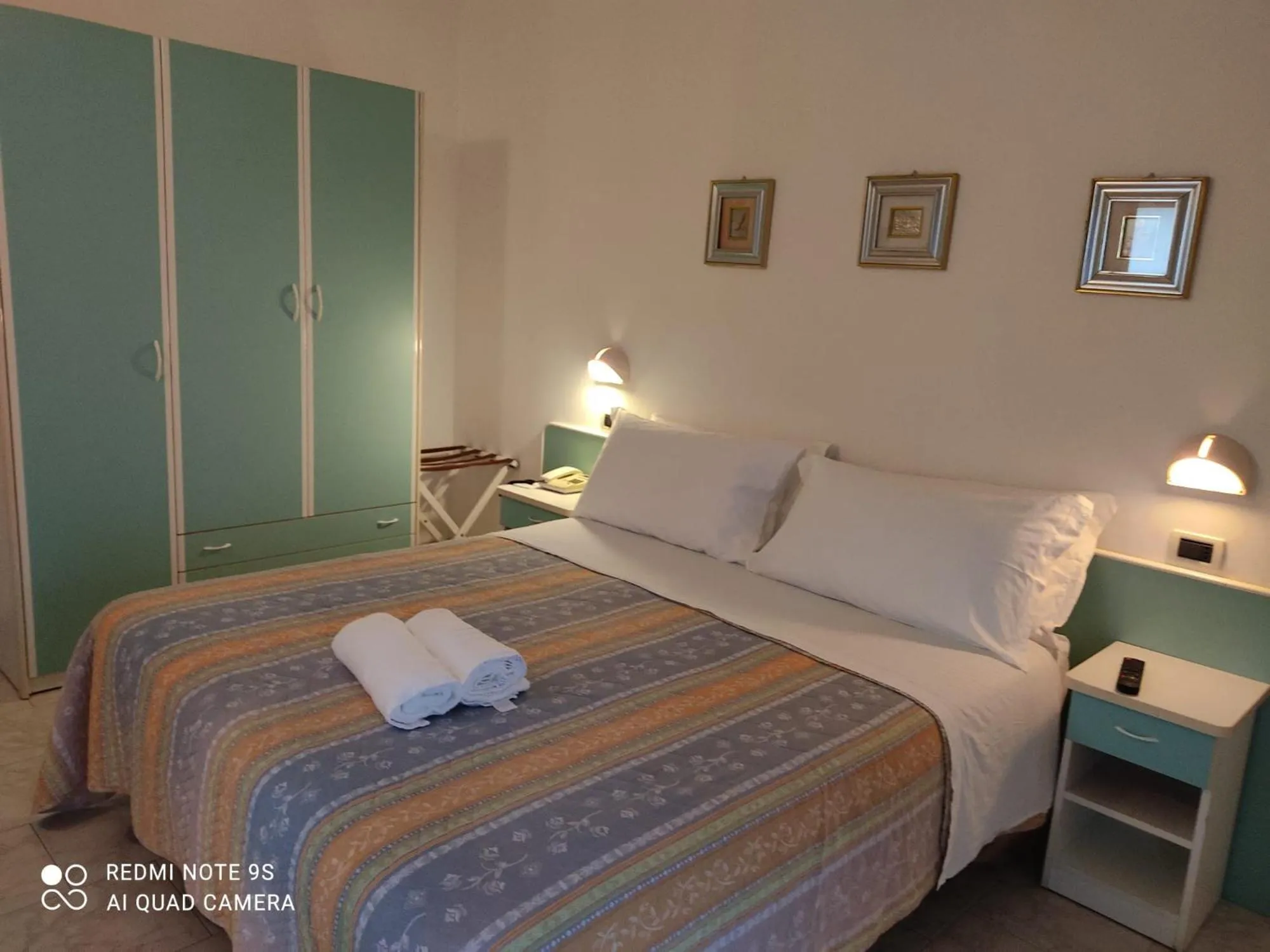 People, Bed in Kristalex Pet Family Hotel