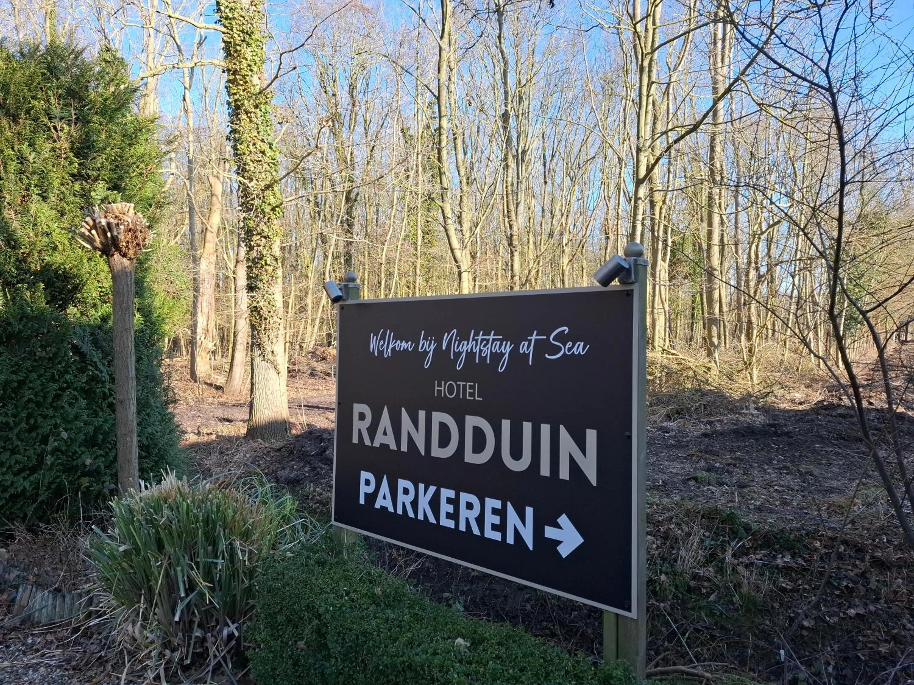 Logo/Certificate/Sign in Hotel Randduin