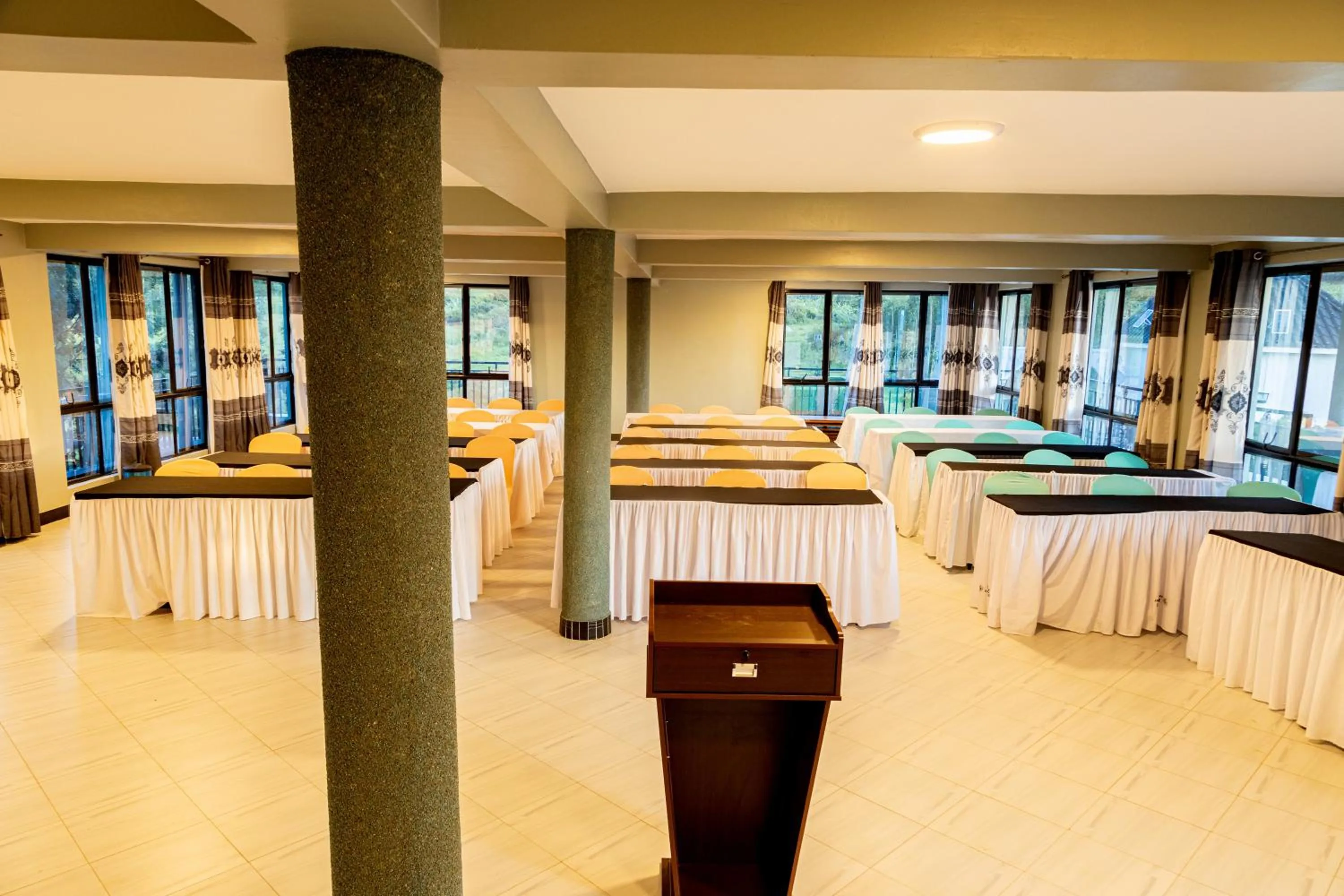 Bwizi Resort and Gardens