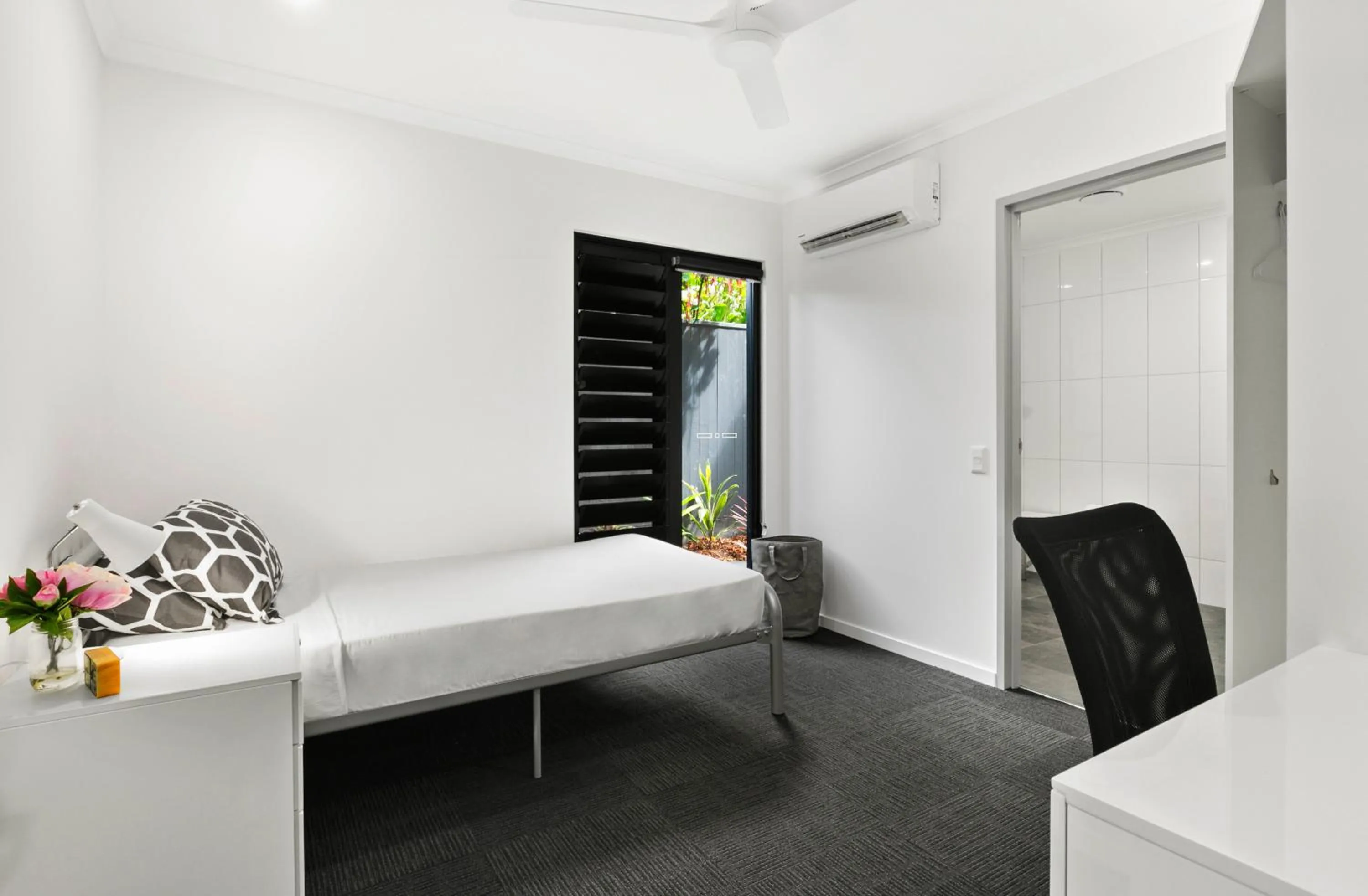 Bed in MiHaven Shared Living - Gatton St