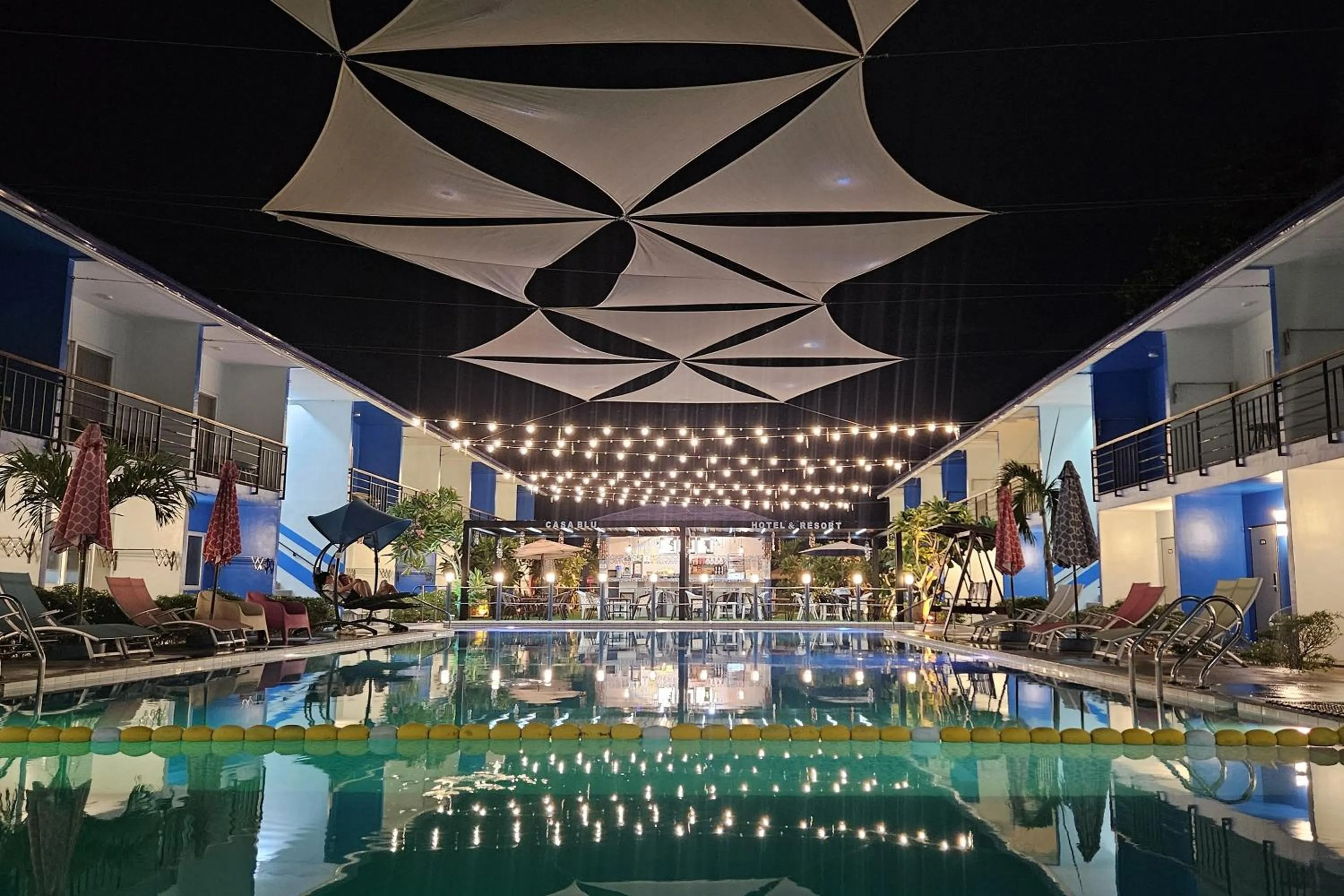 Swimming pool in Casa Blu Hotel & Resort