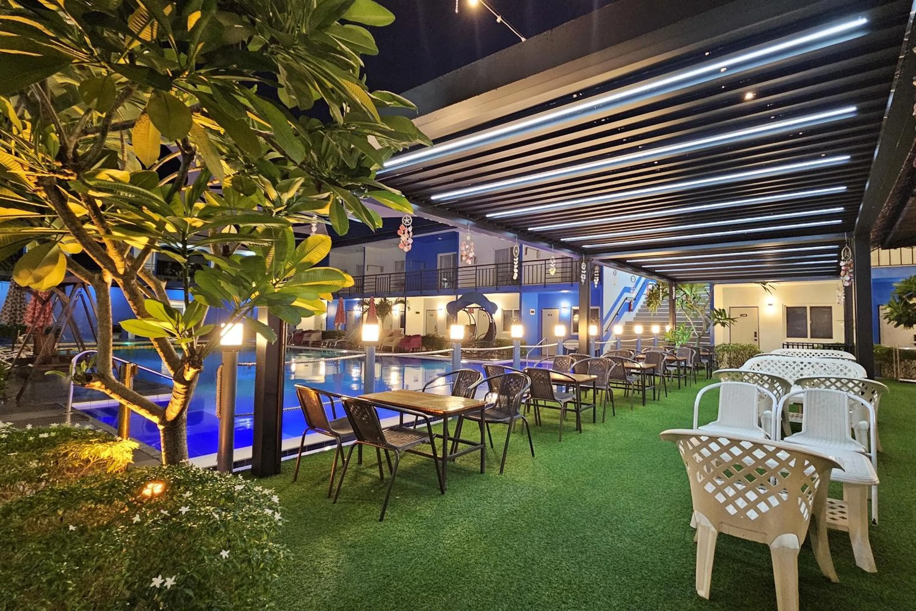 Restaurant/places to eat in Casa Blu Hotel & Resort