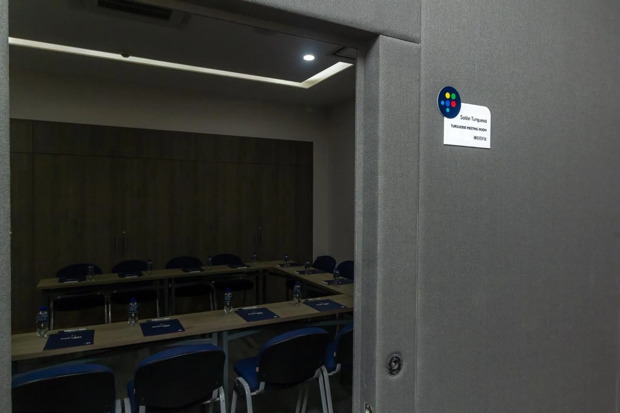 Meeting/conference room in Hoteles Piedra Alta by De Los Perez