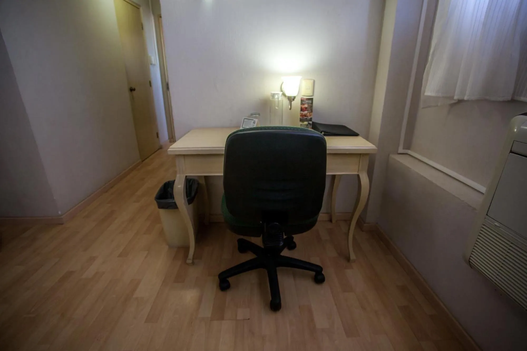 hair dresser in Hoteles Piedra Alta by De Los Perez