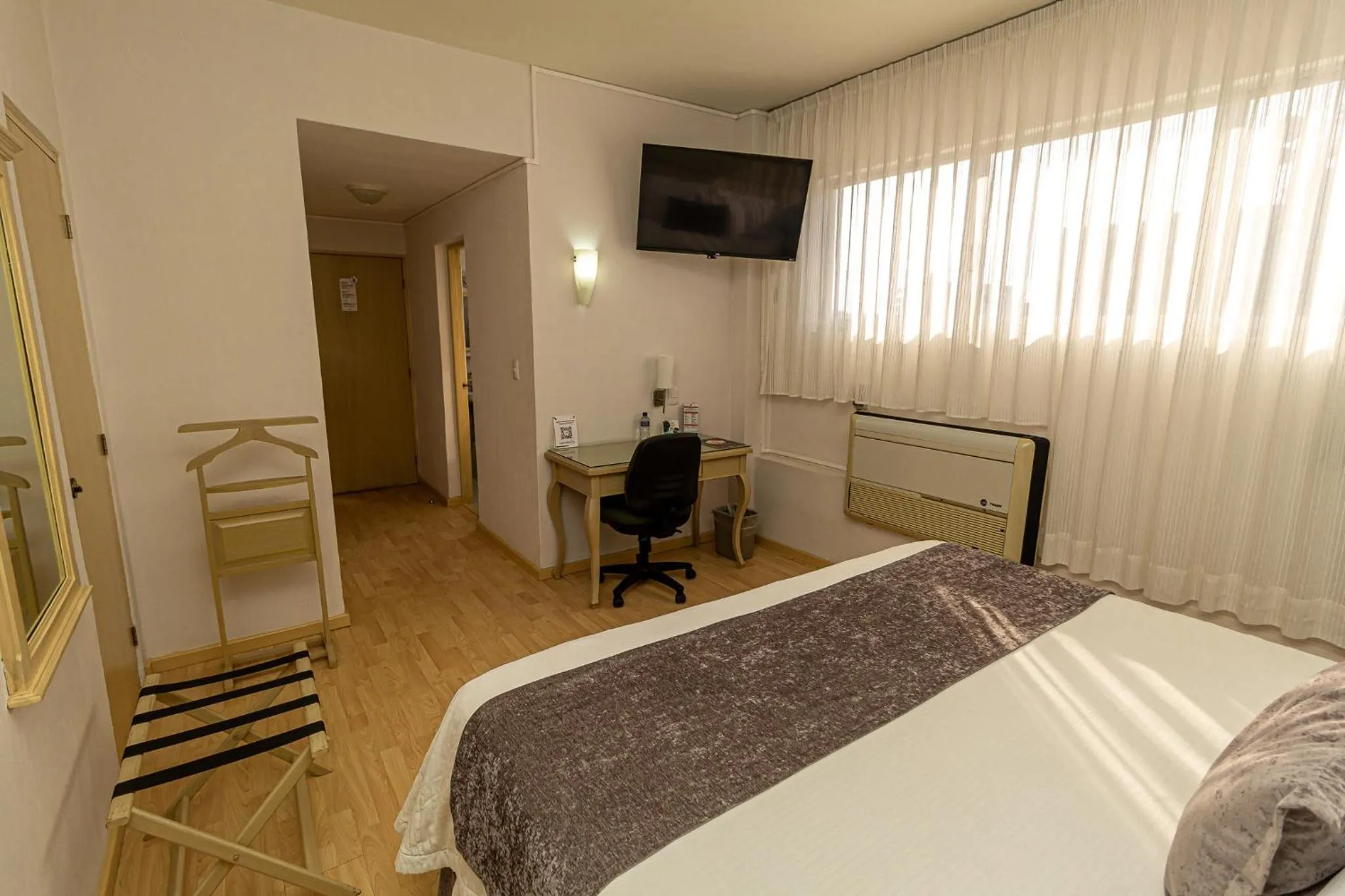 Photo of the whole room, Bed in Hoteles Piedra Alta by De Los Perez