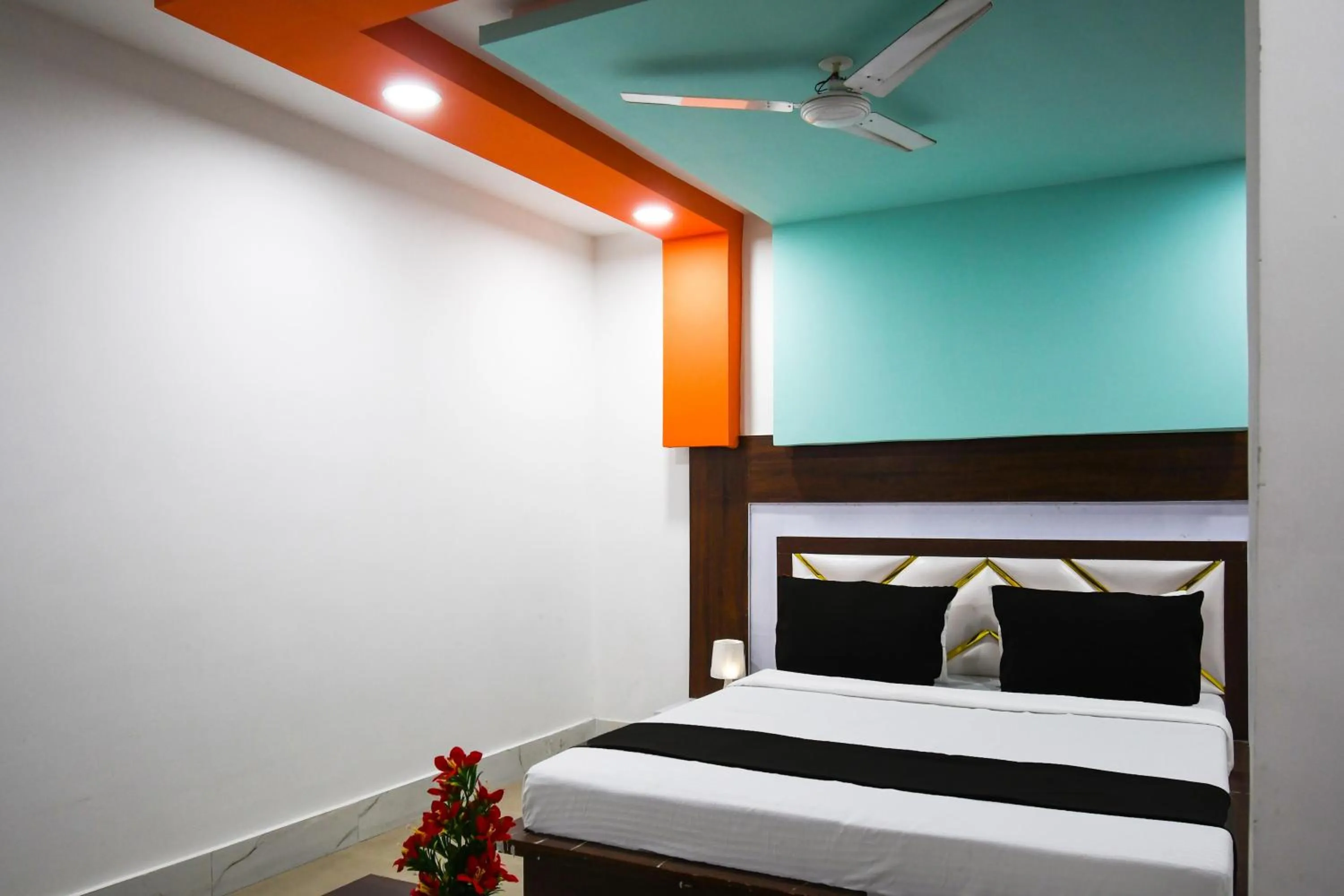 Bedroom, Bed in Hotel O The Royal Velvet