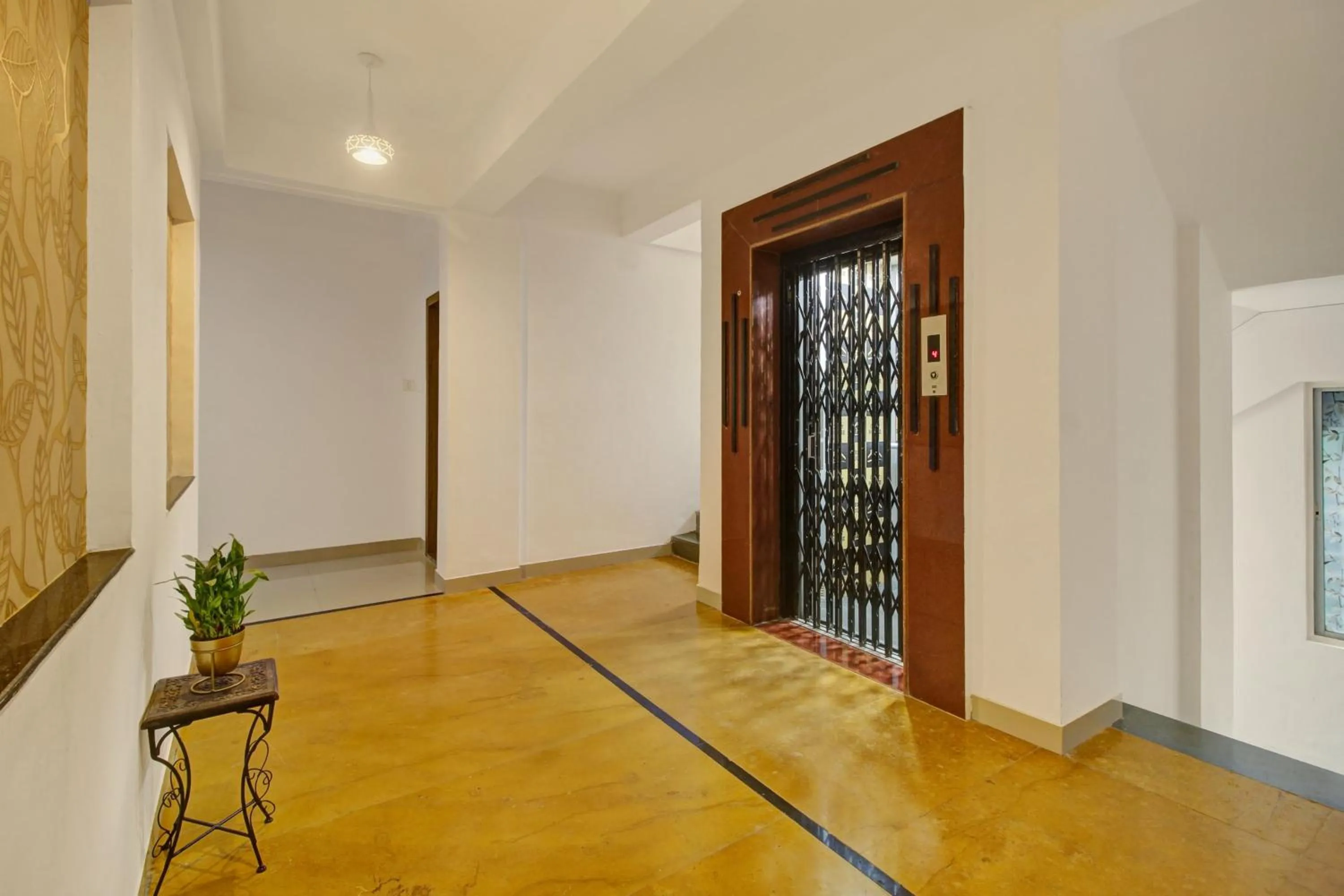 Lobby or reception in Super Collection O Grey House