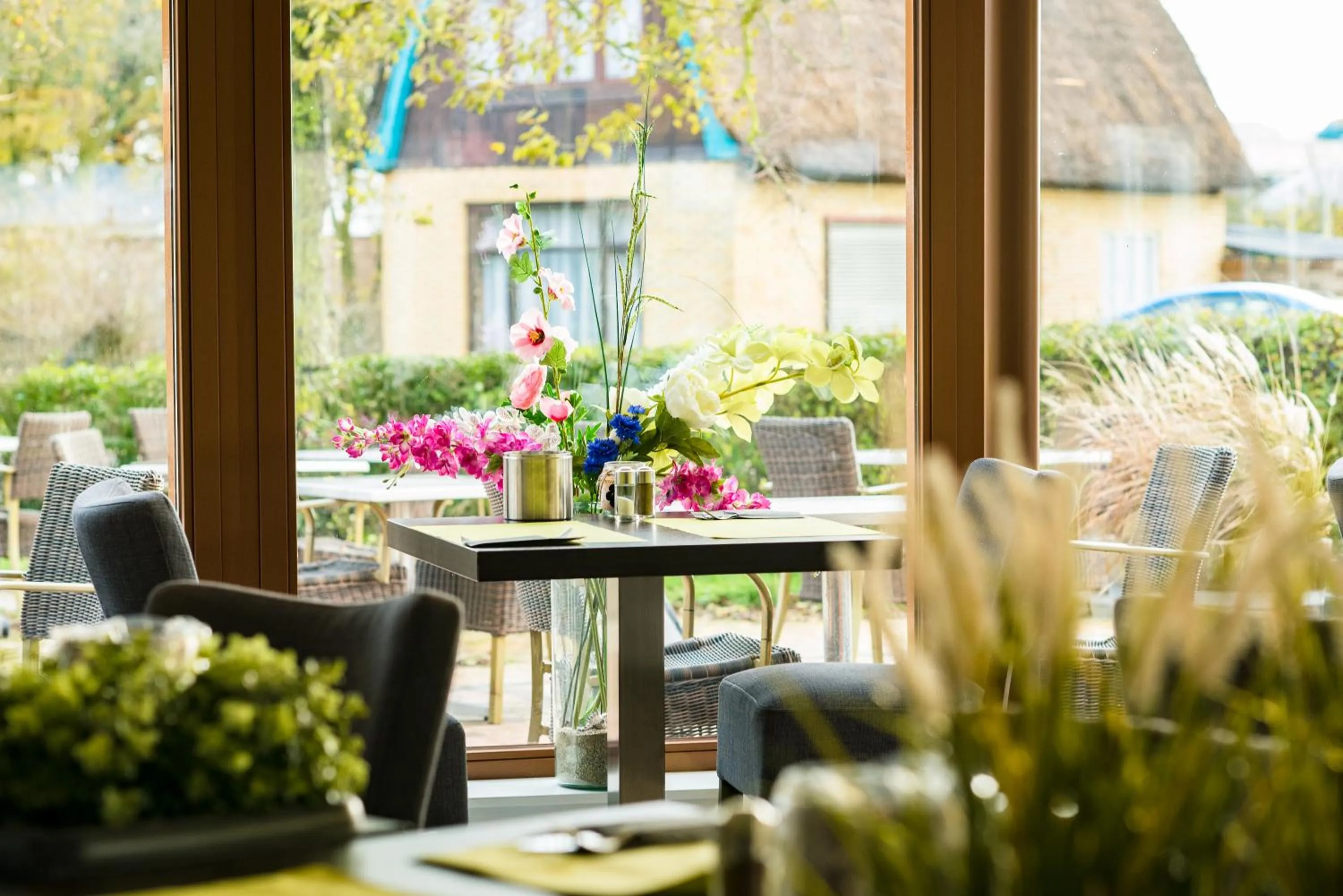 Restaurant/places to eat in Hotel Nes