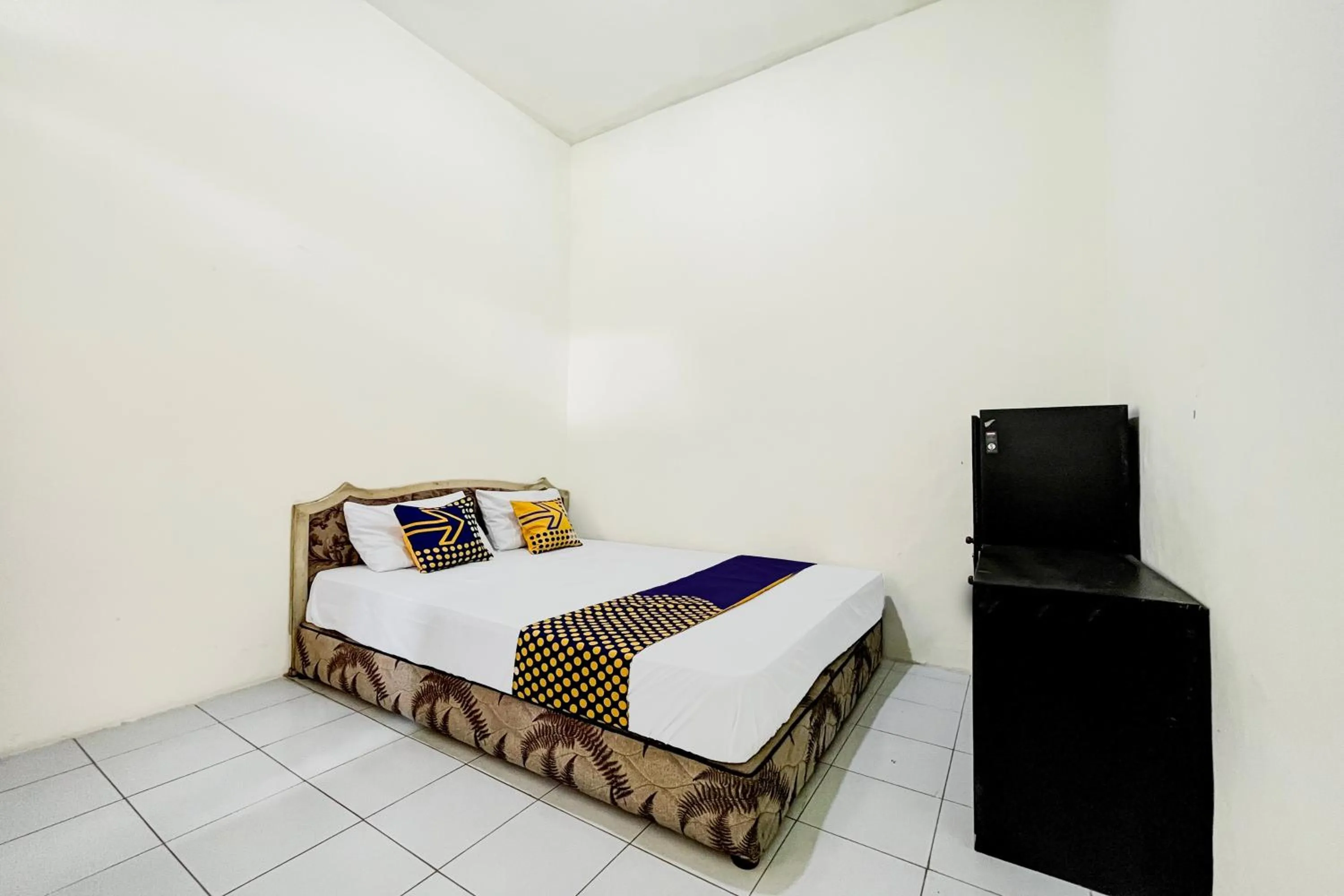 Bedroom, Bed in OYO Life 93398 Sudimoro Guest House Syariah