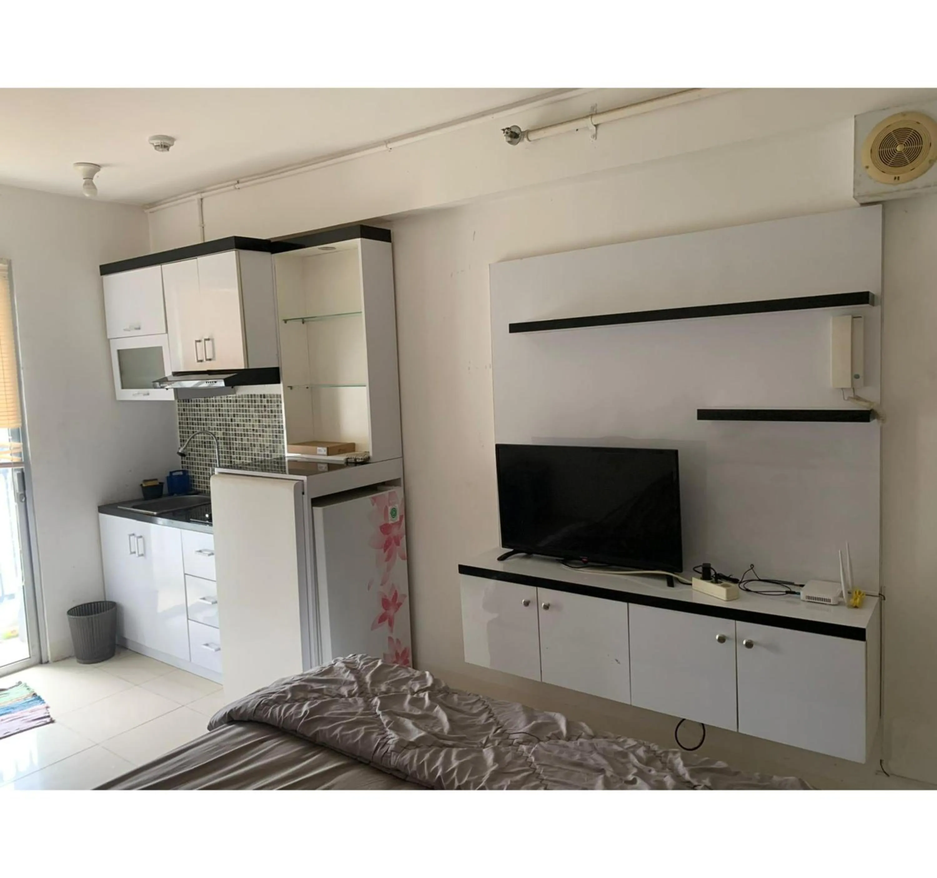 Bedroom in OYO Life 93374 Andira Inn