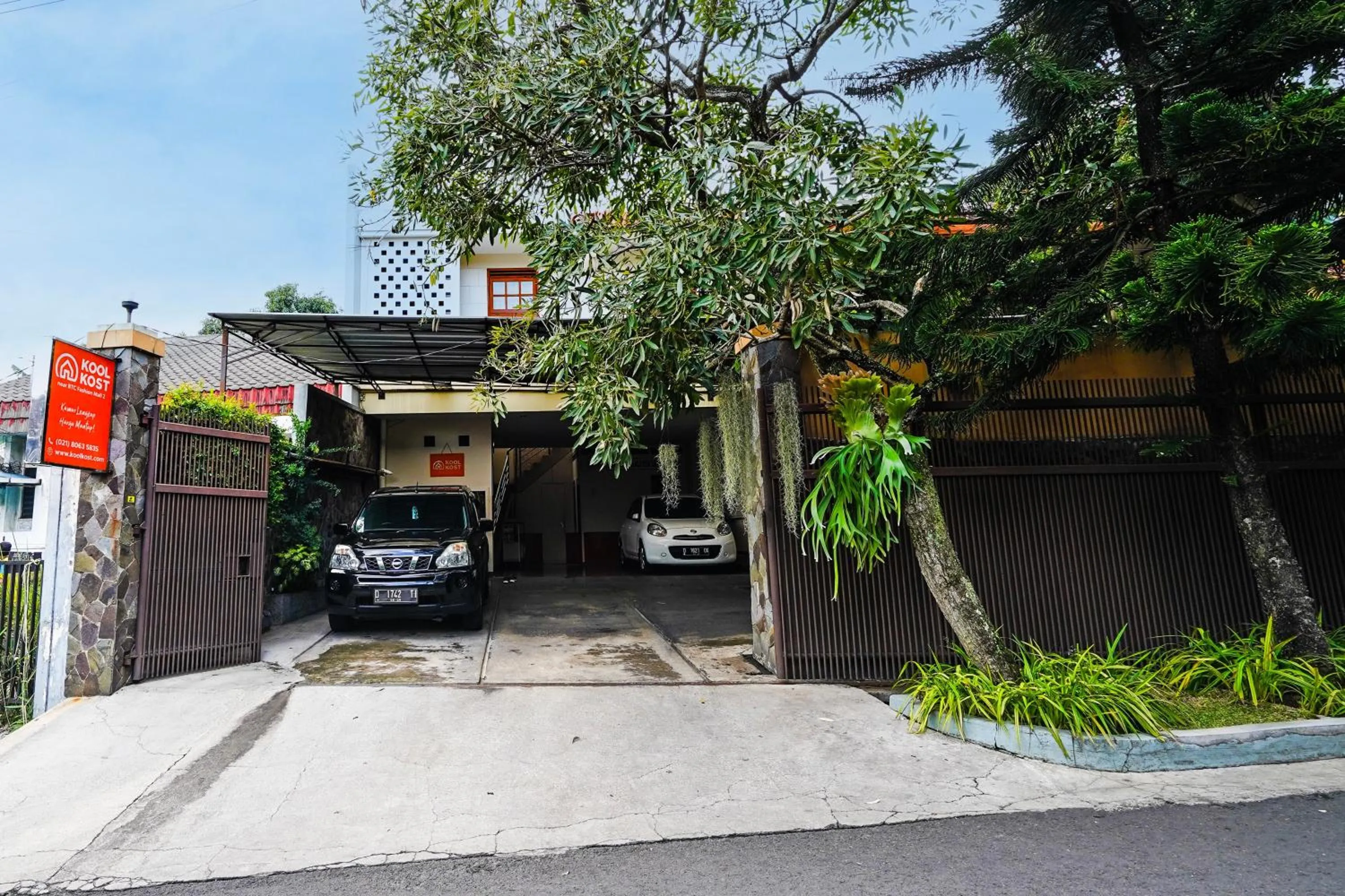 Facade/entrance in Hotel O Sukamulya Homestay