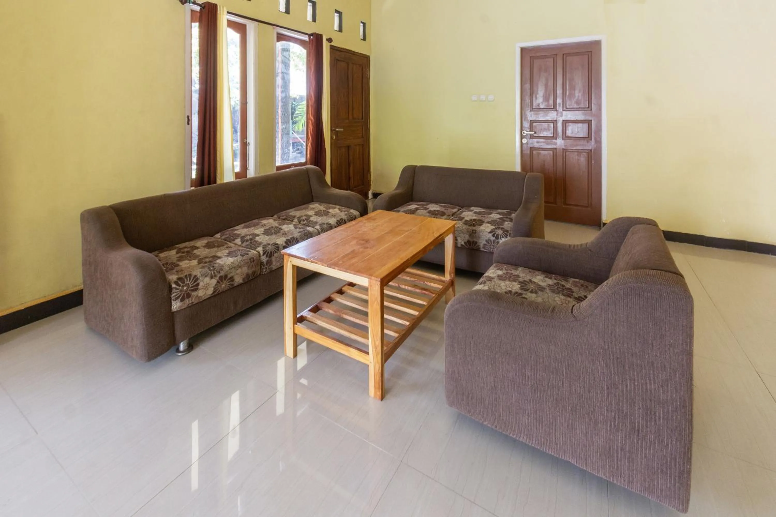 Lobby or reception in OYO Life 93409 Anugrah House