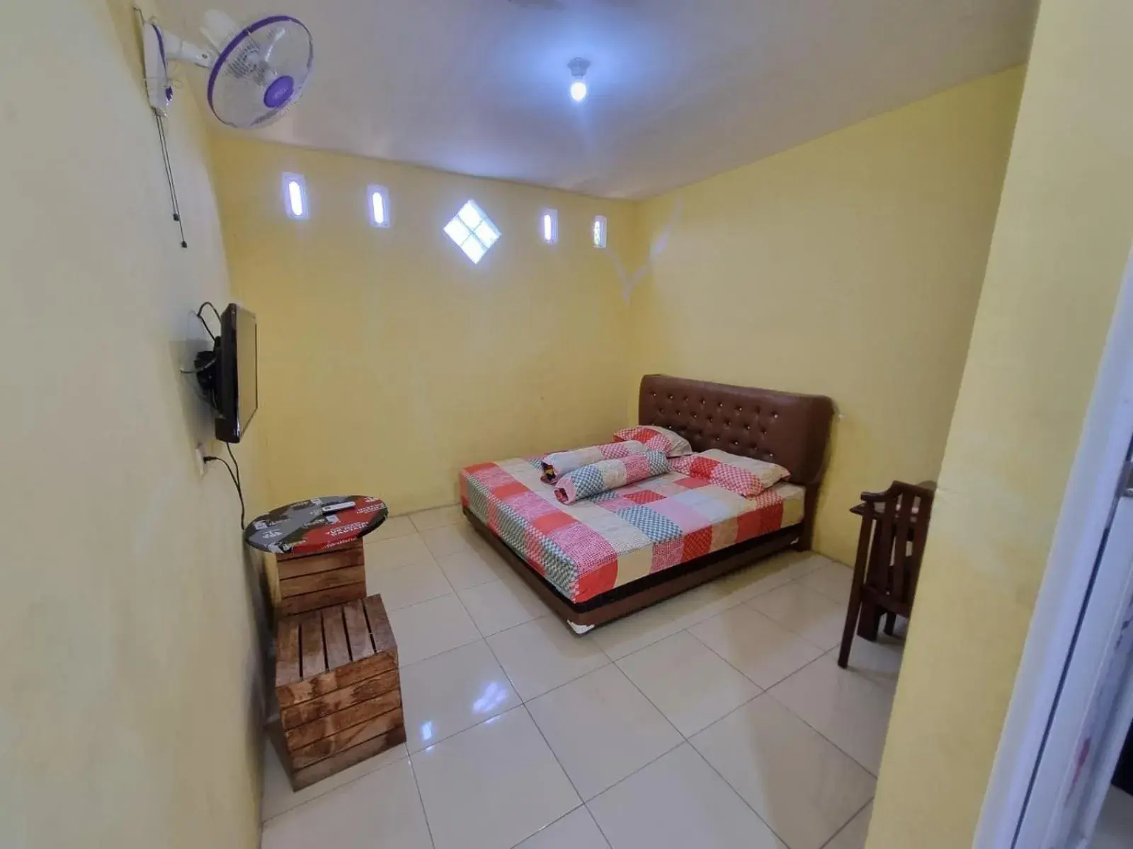 Standard Double Room in Hotel O New Asembagus 2 Standard Double Room in Hotel O New Asembagus 2