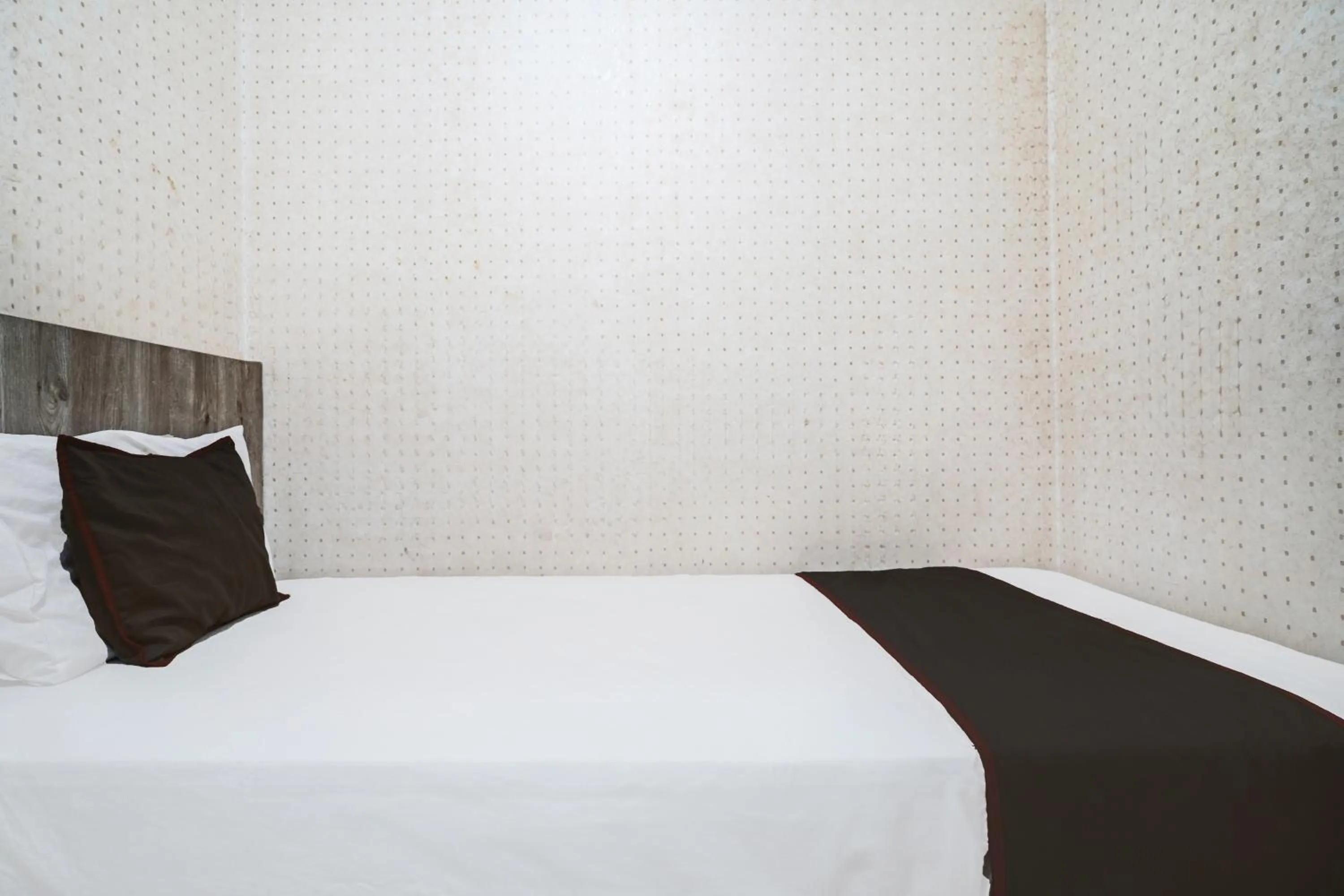 Bedroom in OYO 93365 Apartement Gateway By Sarana Cipta Mahakarya Ii