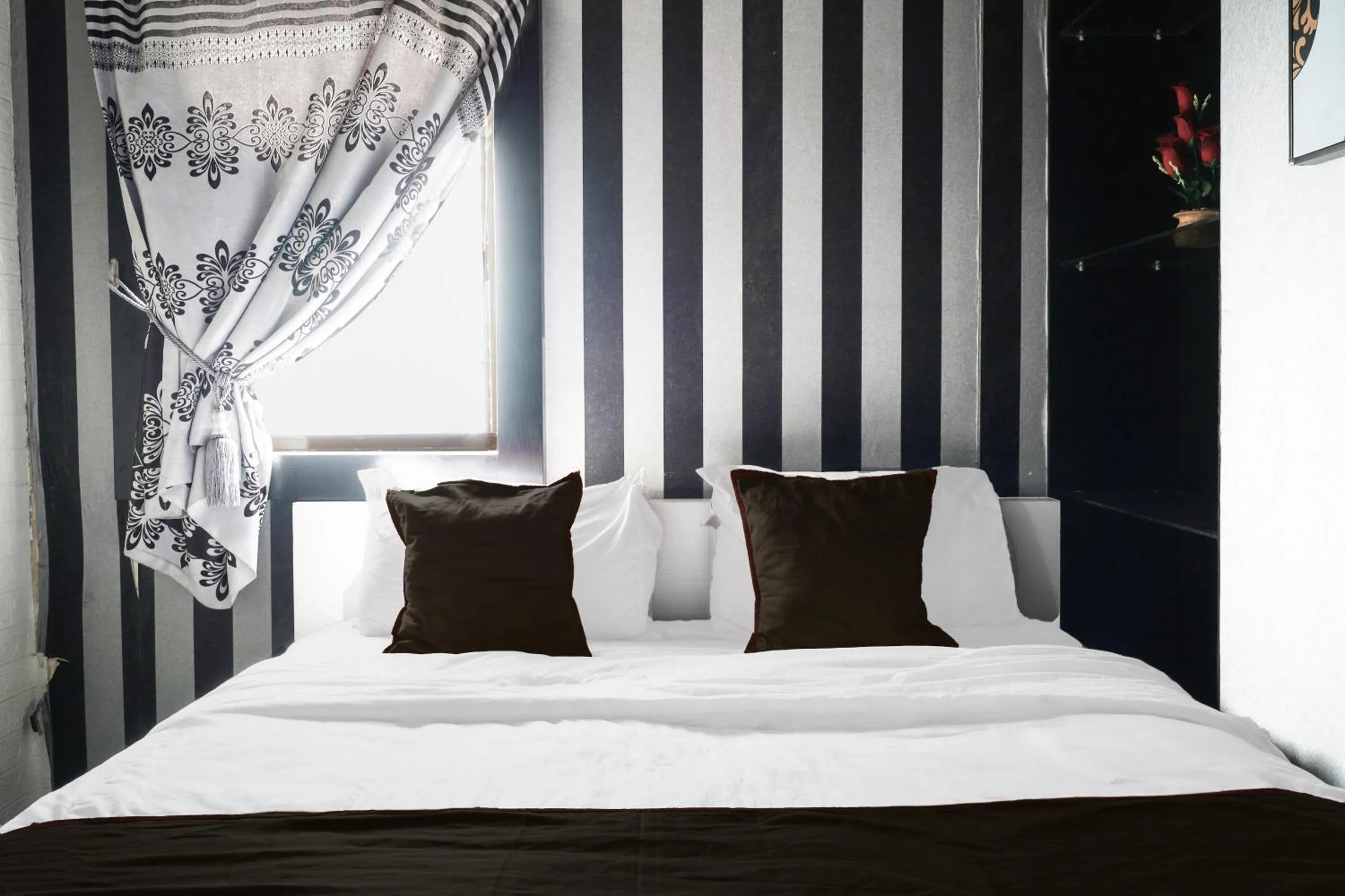 Bedroom in OYO 93365 Apartement Gateway By Sarana Cipta Mahakarya Ii