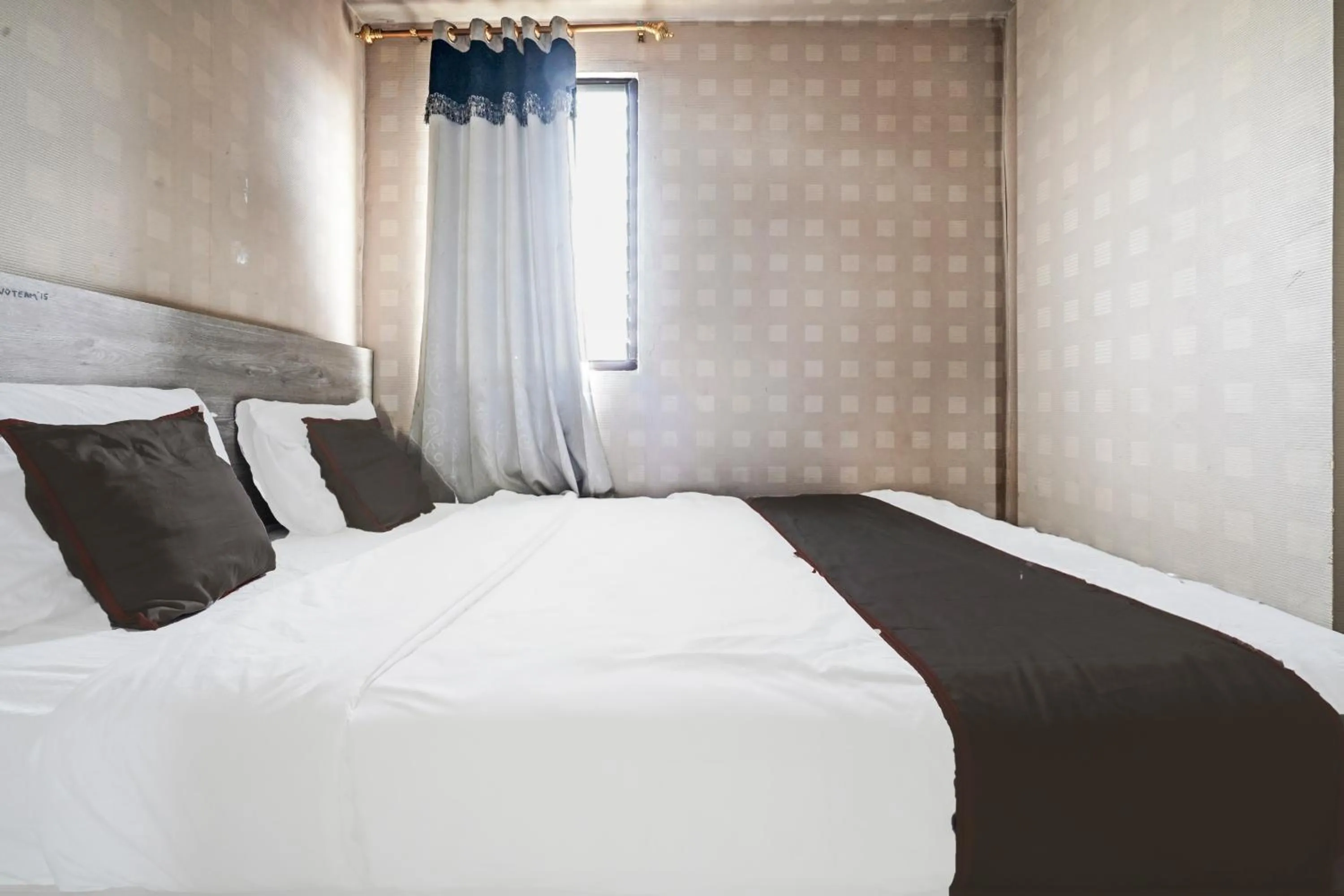 Bedroom in OYO 93365 Apartement Gateway By Sarana Cipta Mahakarya Ii