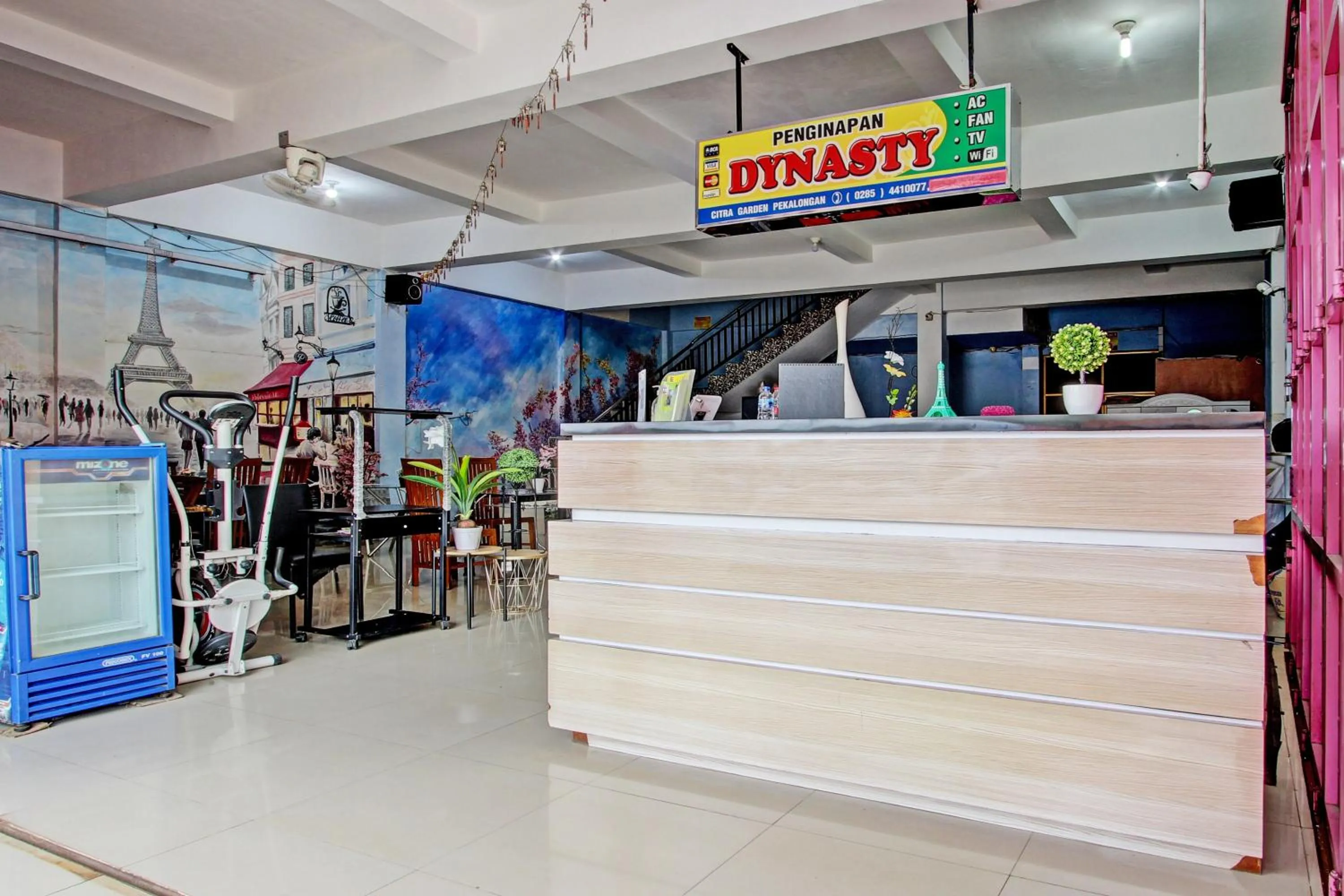 Lobby or reception in Capital O 93361 Dynasty Inn Syariah