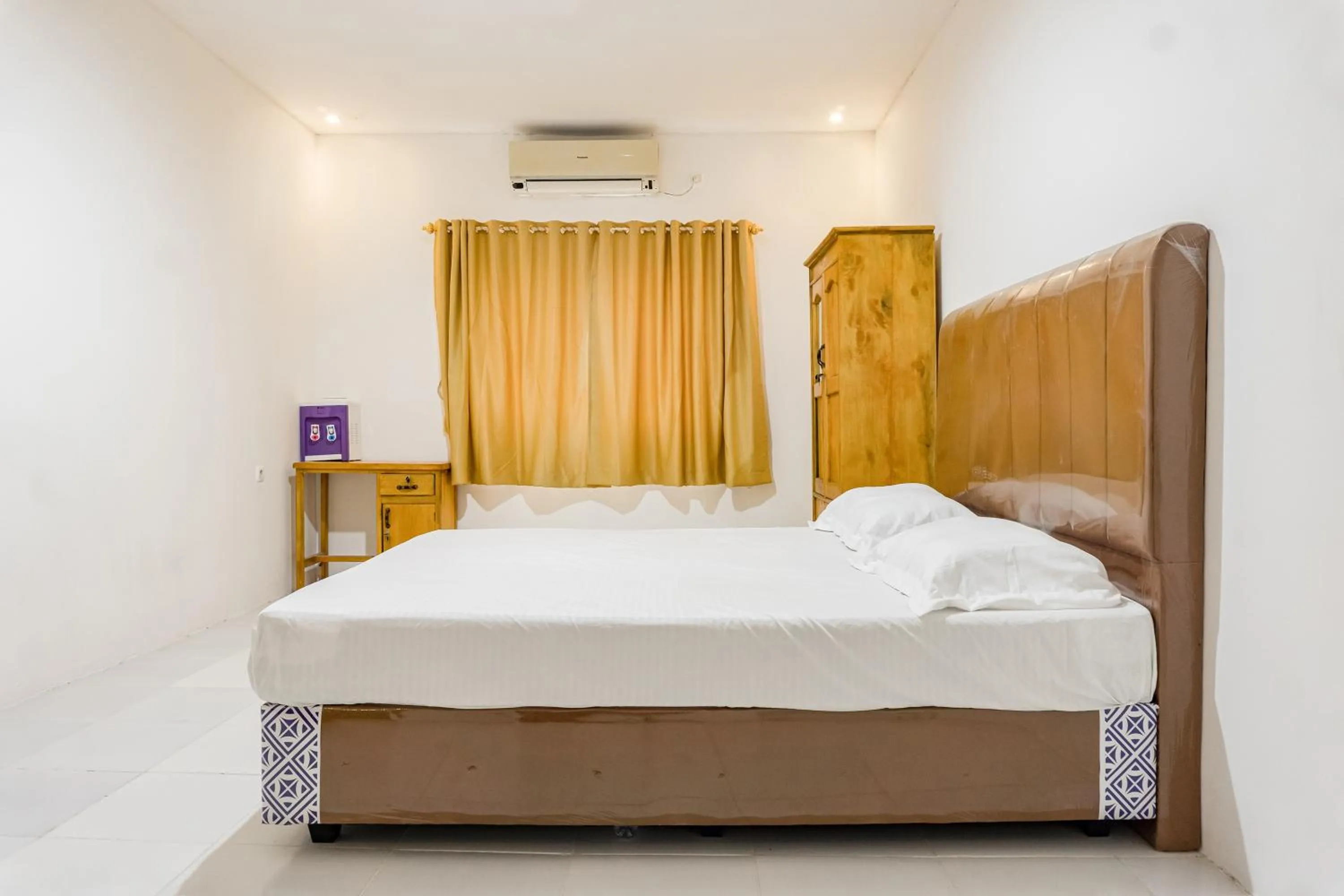 Bedroom, Bed in Hotel O Enjoy Homestay & Cafe