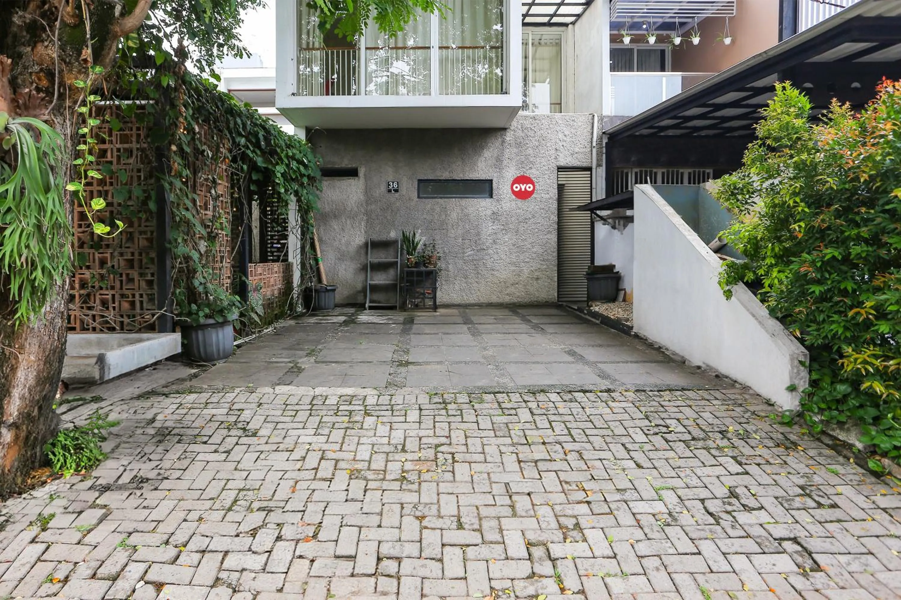 Other in OYO 93370 Lot Thirty Six