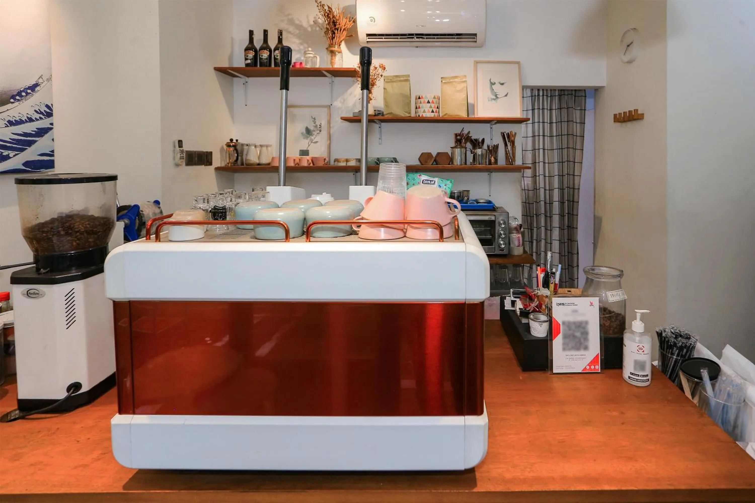 Restaurant/places to eat in OYO 93370 Lot Thirty Six