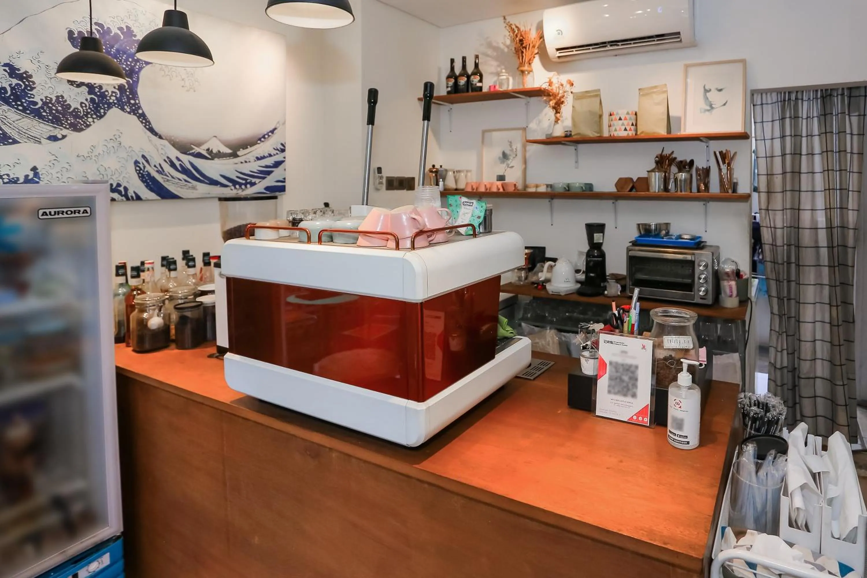 Restaurant/places to eat in OYO 93370 Lot Thirty Six