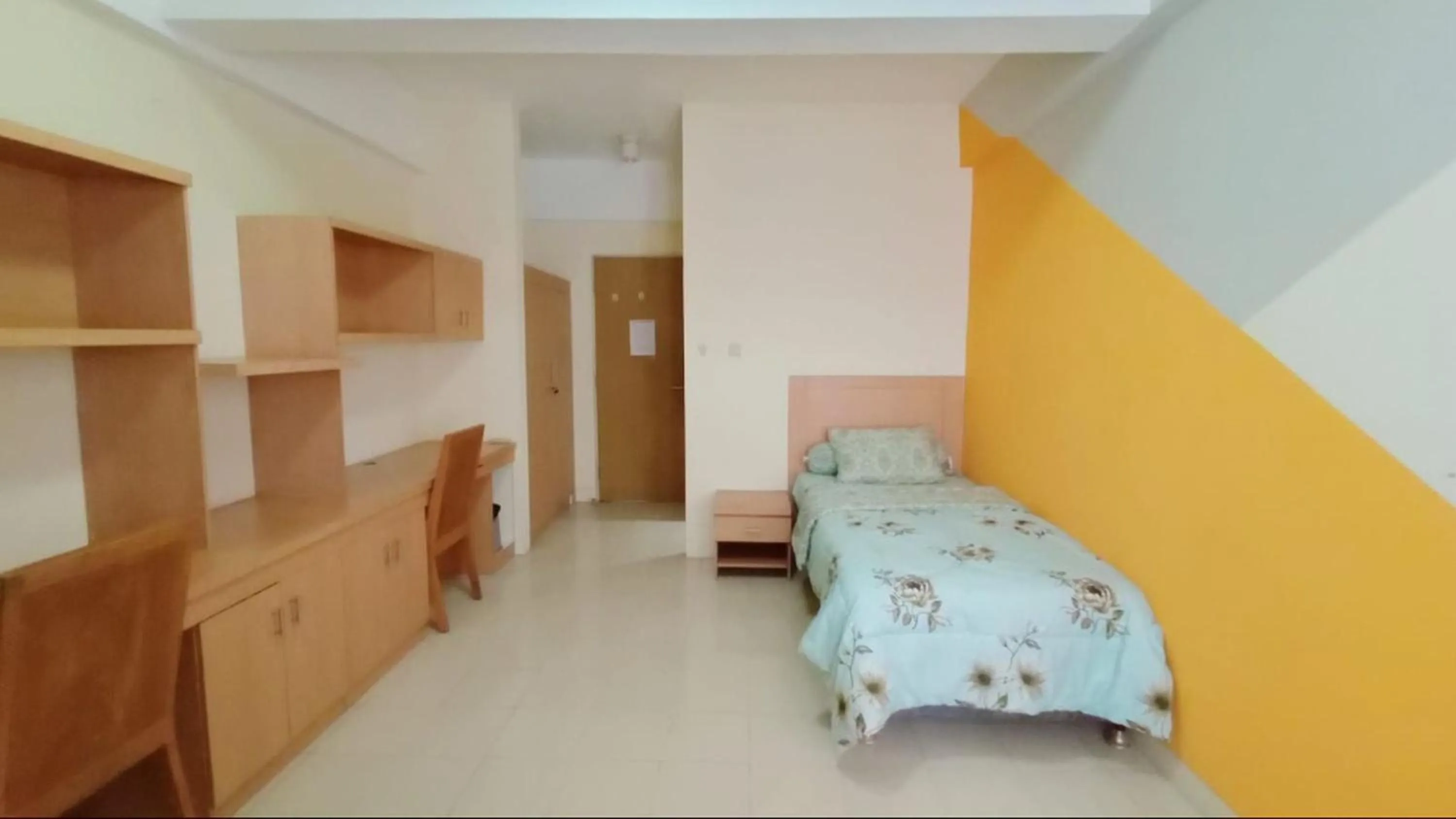 Photo of the whole room, Bed in OYO Life 93383 Wisma Kencana Puteri