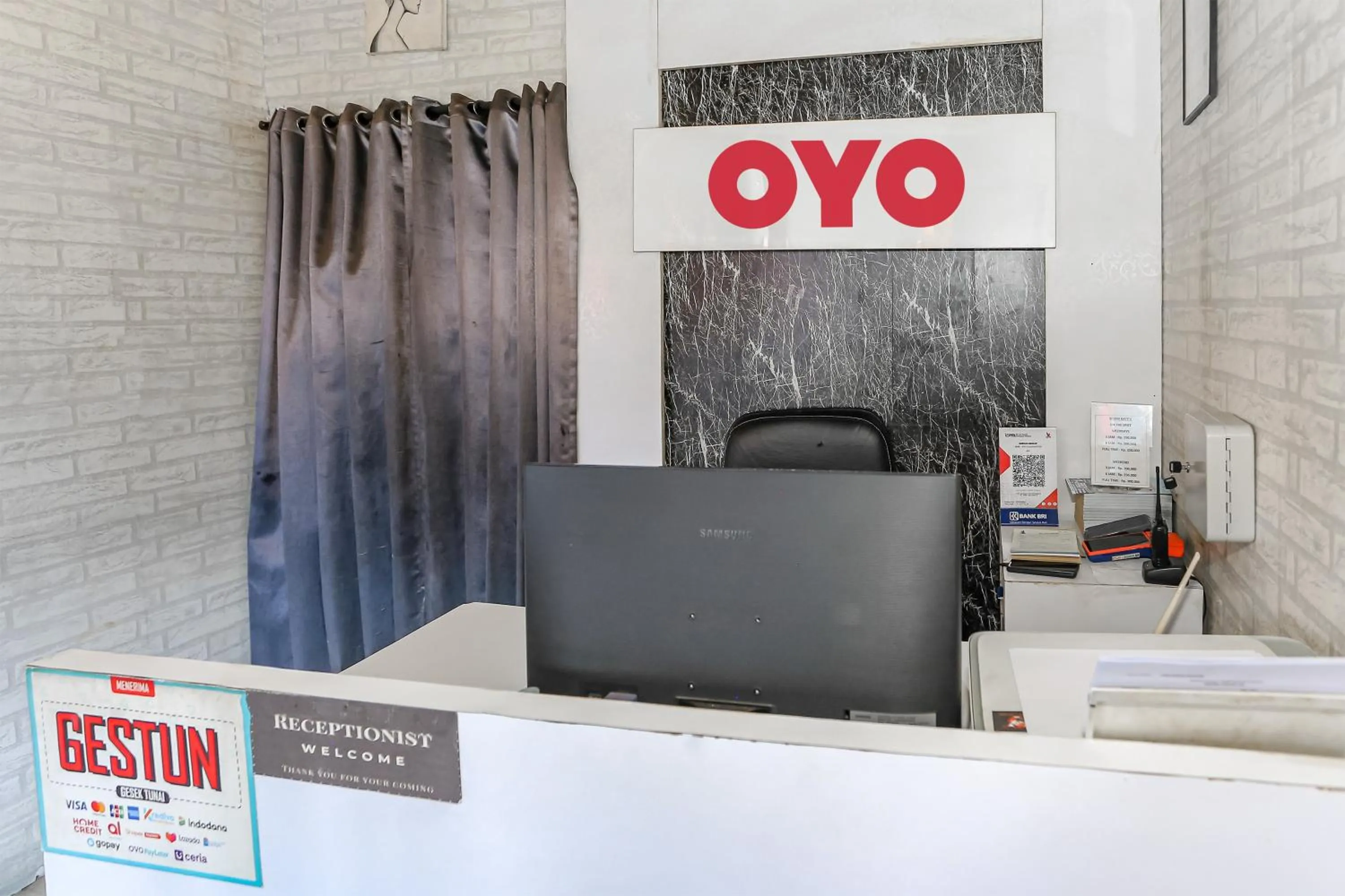 Lobby or reception in Capital O 93371 Pelangi Residence 5