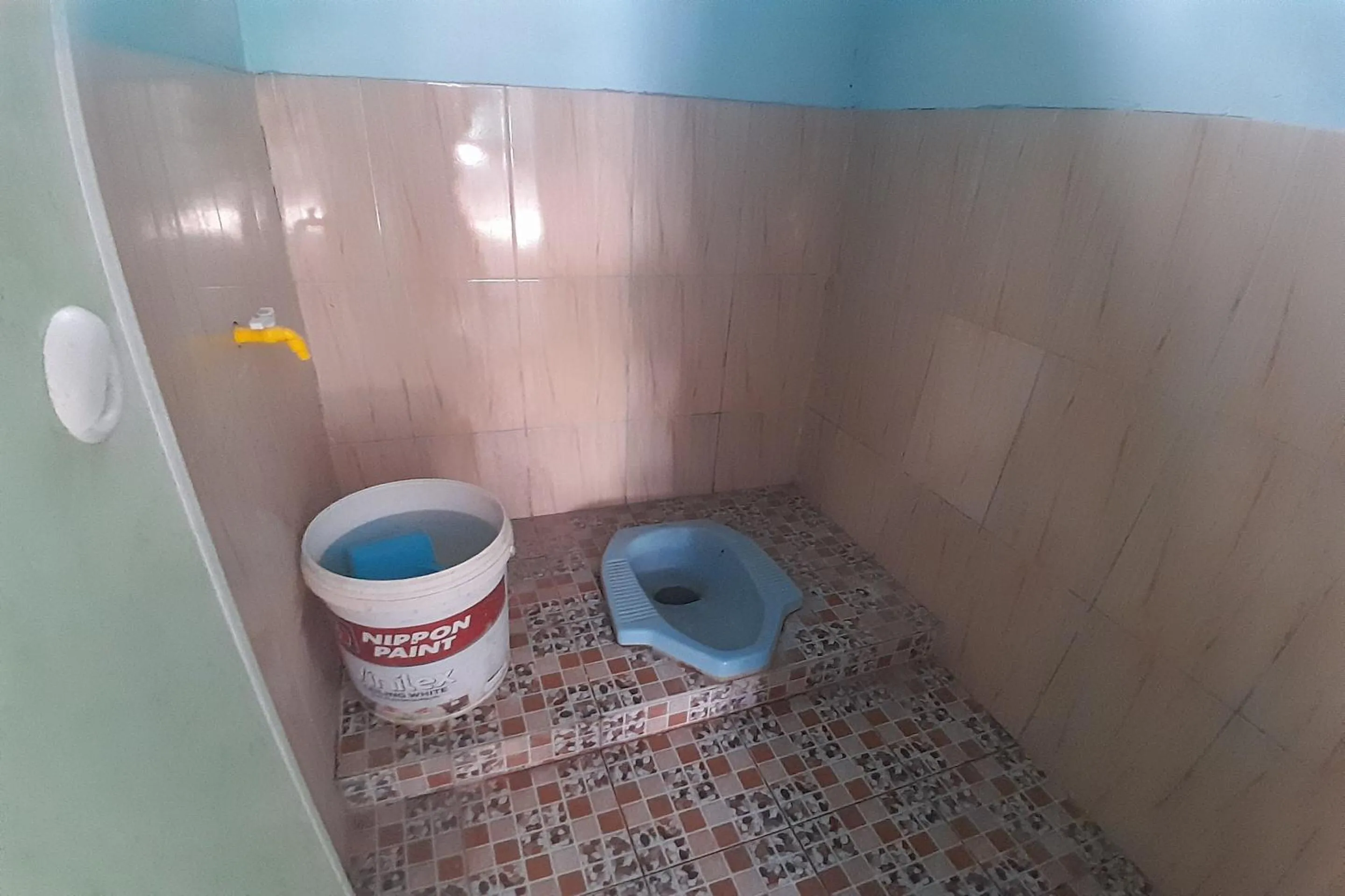 Bathroom in Hotel O Wisma Bintang Jepara