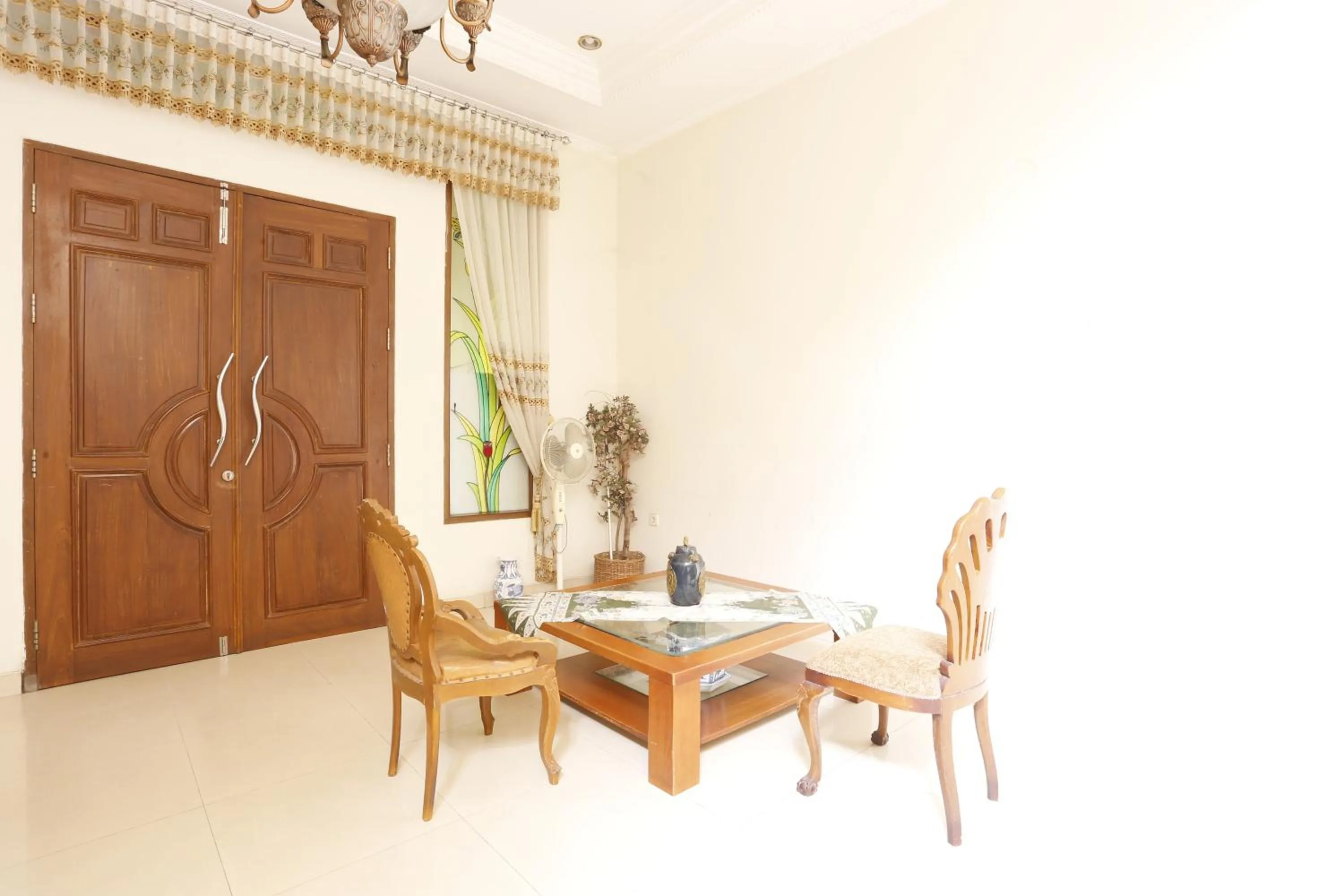 Lobby or reception in Hotel O Penginapan Mangkoe Barokah