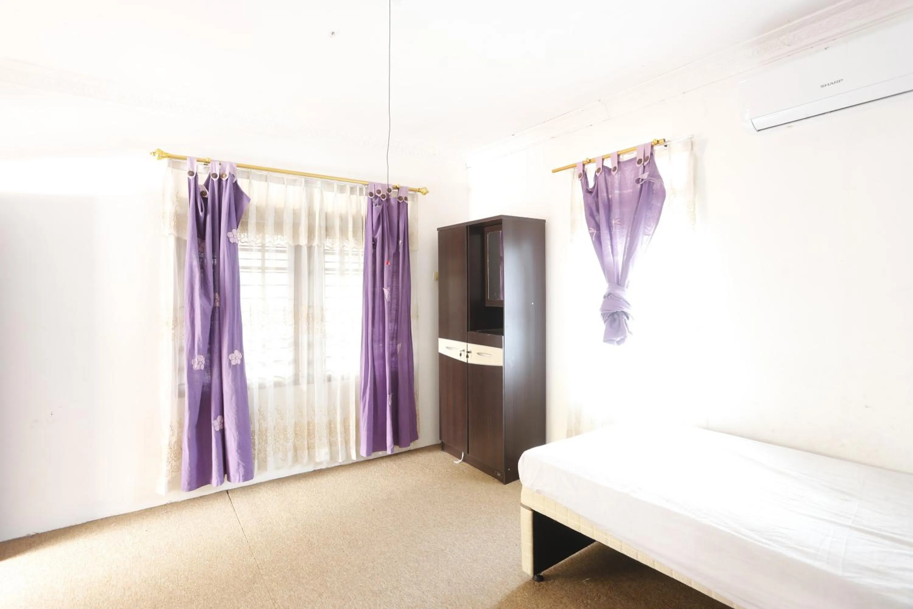 Bedroom, Bed in Hotel O Penginapan Mangkoe Barokah