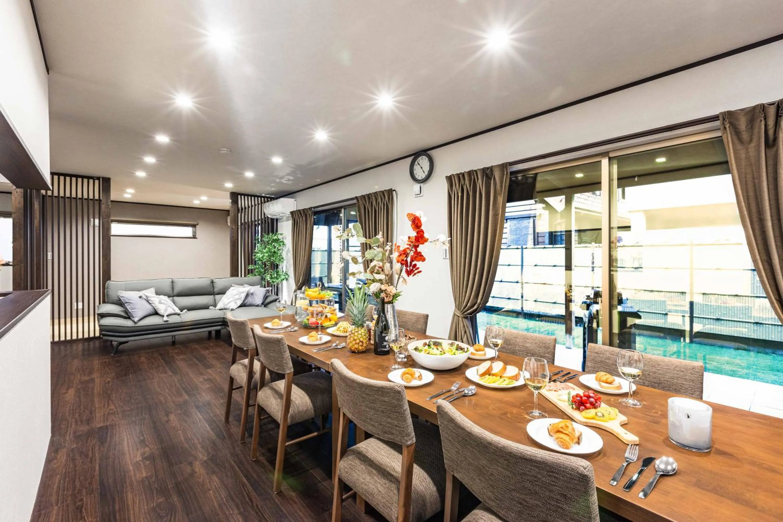 Dining area in PEACE OF REST TAKASHIMA