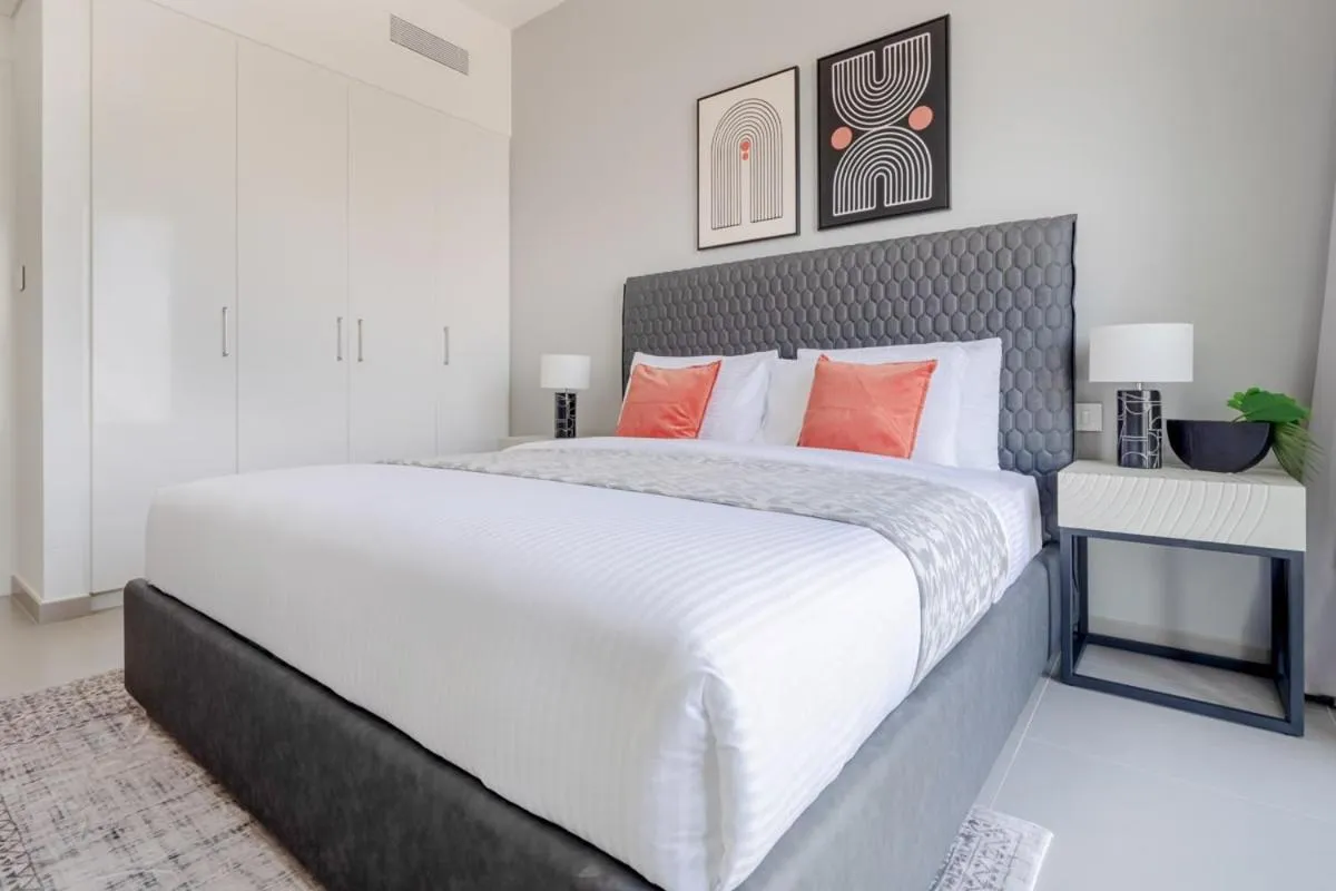 Bed in Frank Porter - Downtown Views II