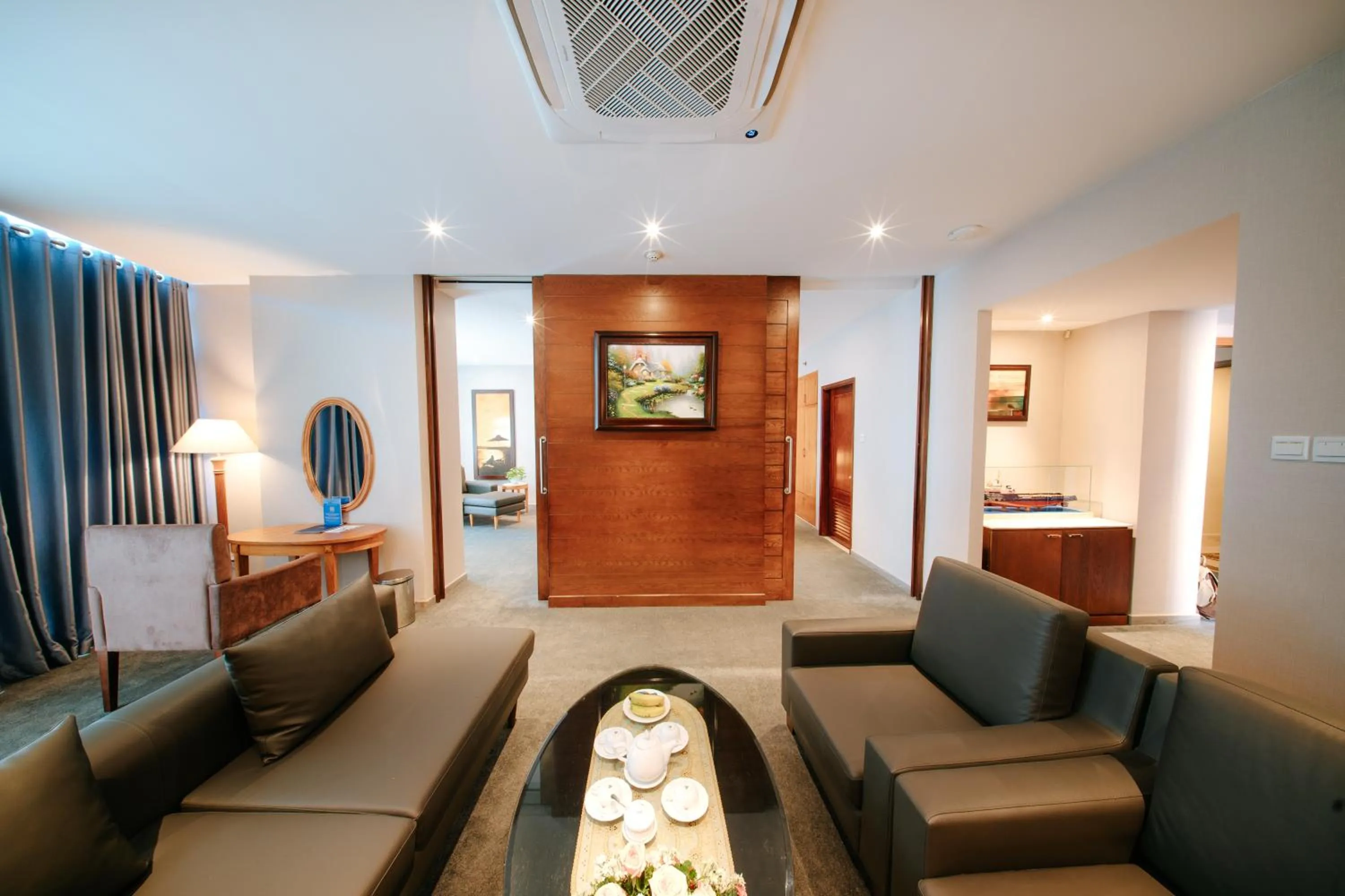 Living room in Petro Hotel