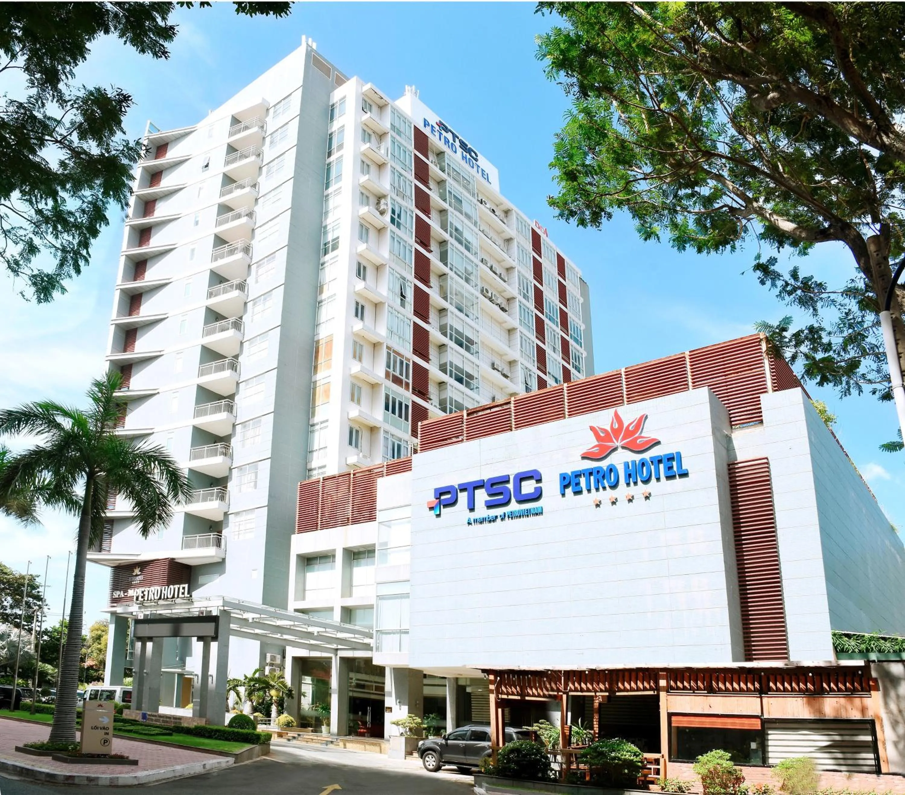 Property building in Petro Hotel