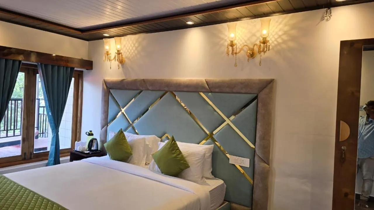 Bed in Silver Oak resorts