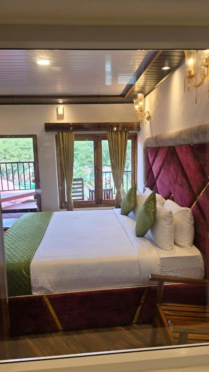 Bed in Silver Oak resorts