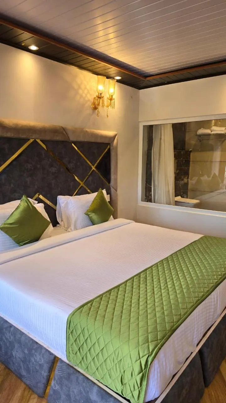 Bed in Silver Oak resorts