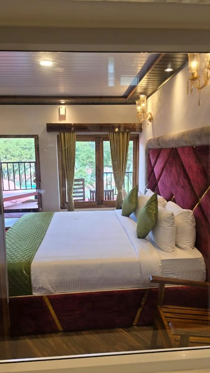 Bed in Silver Oak resorts