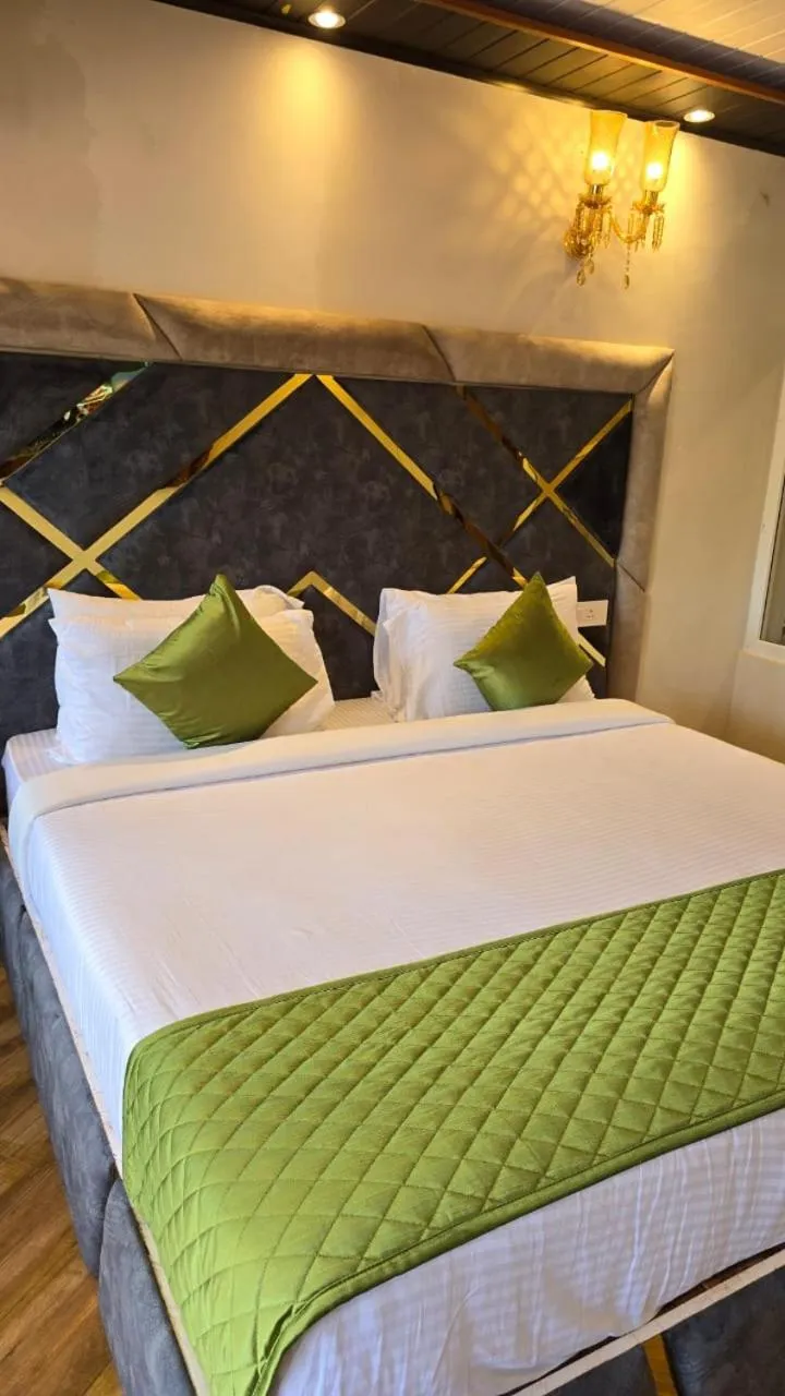 Bed in Silver Oak resorts