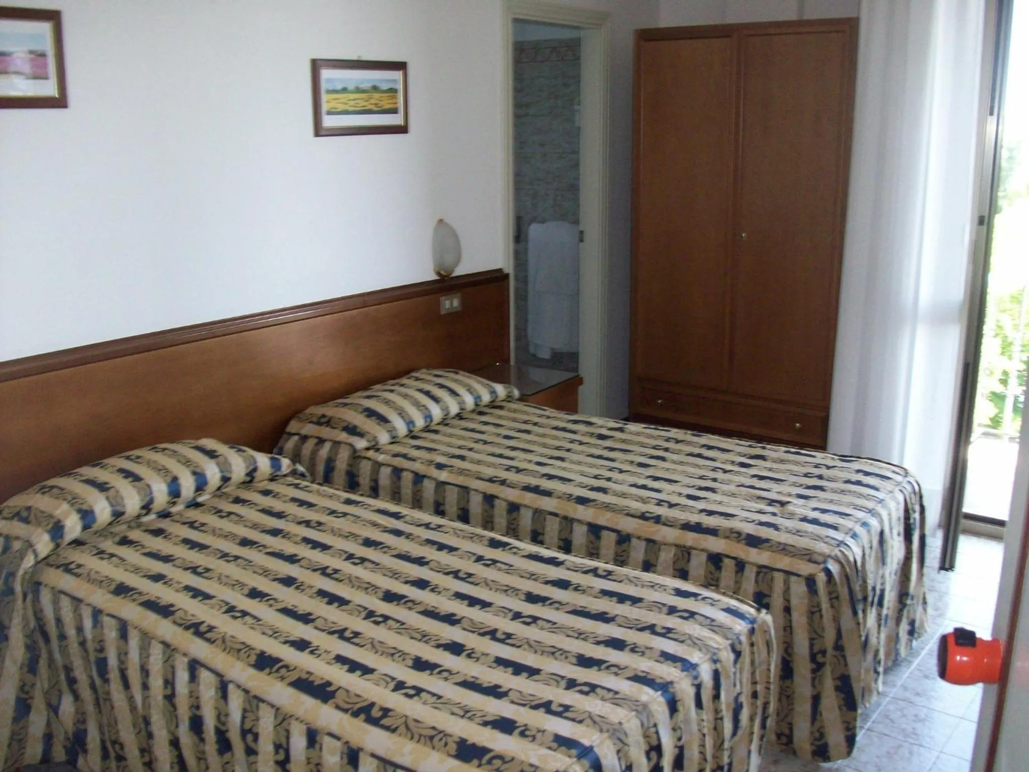 Bed in HOTEL SANTOROTTO di FABIO TERROSI