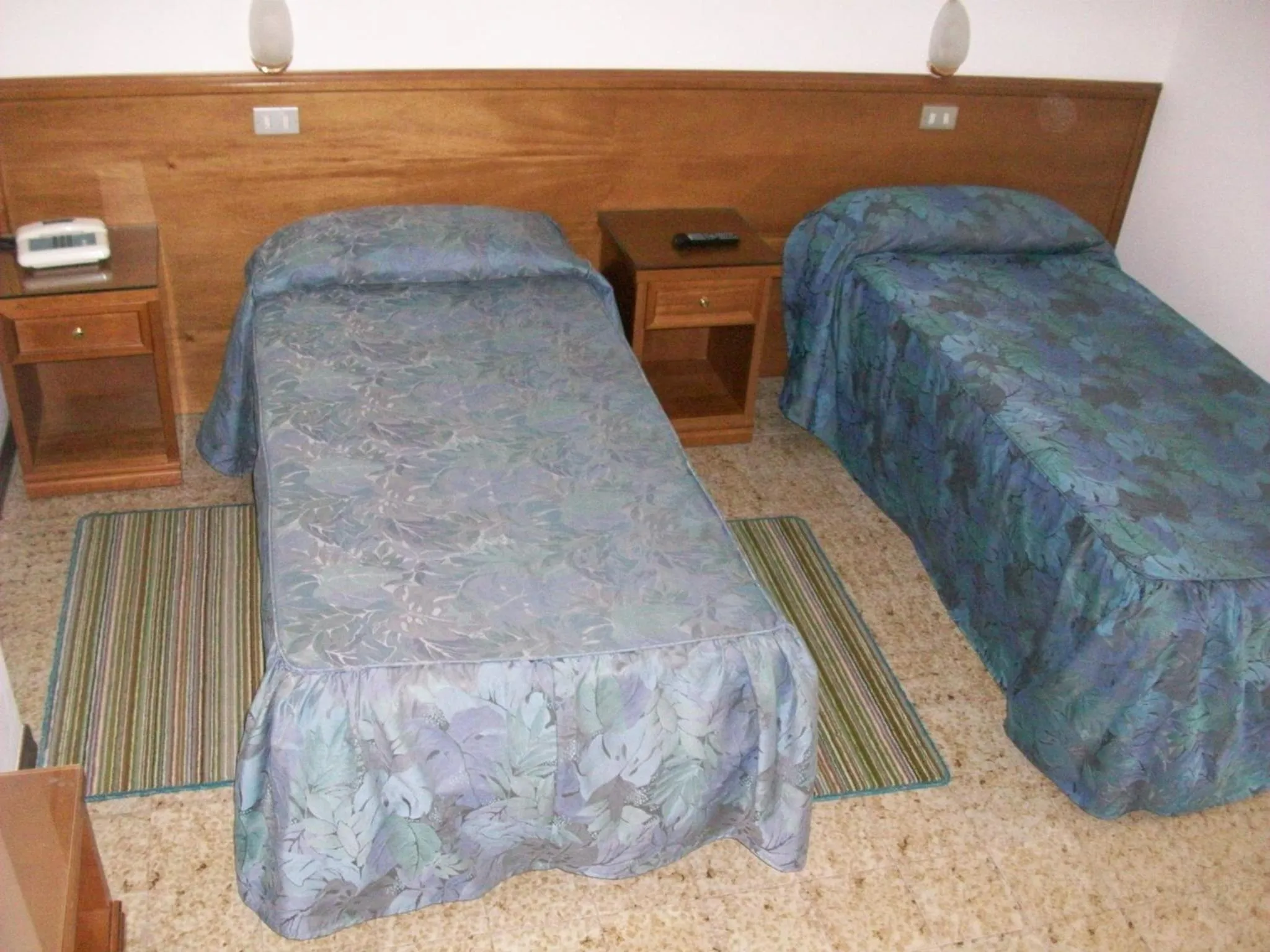 Bed in HOTEL SANTOROTTO di FABIO TERROSI