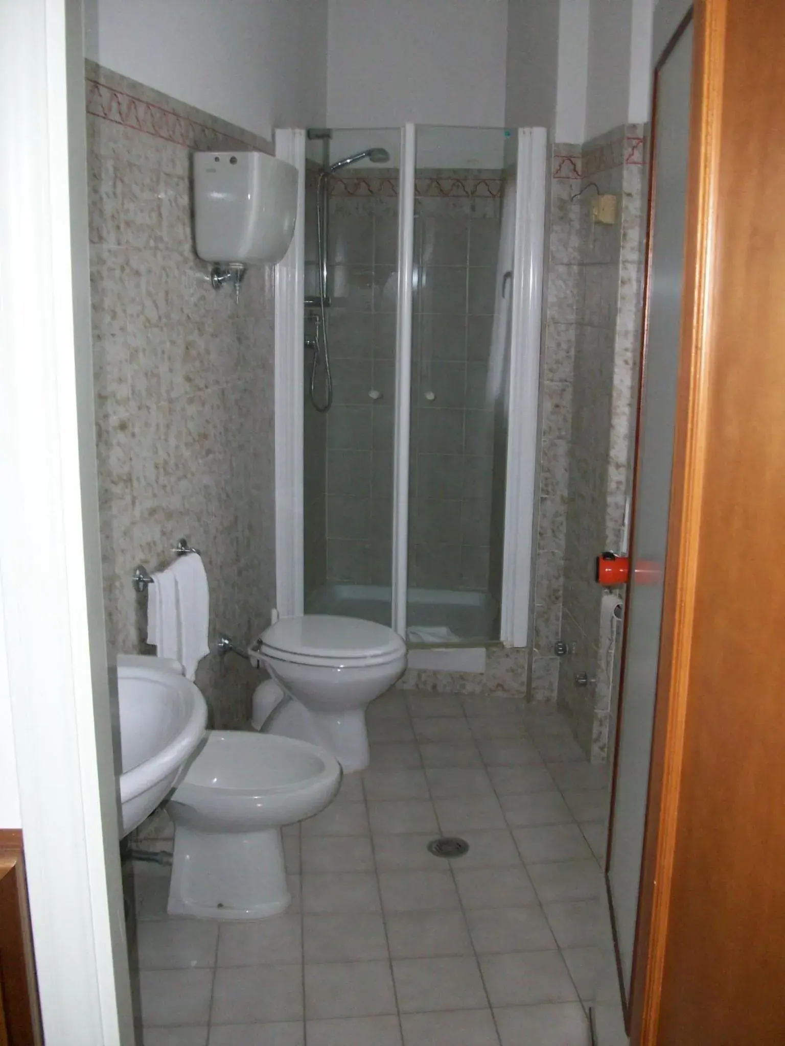 Single Room in HOTEL SANTOROTTO di FABIO TERROSI Single Room in HOTEL SANTOROTTO di FABIO TERROSI