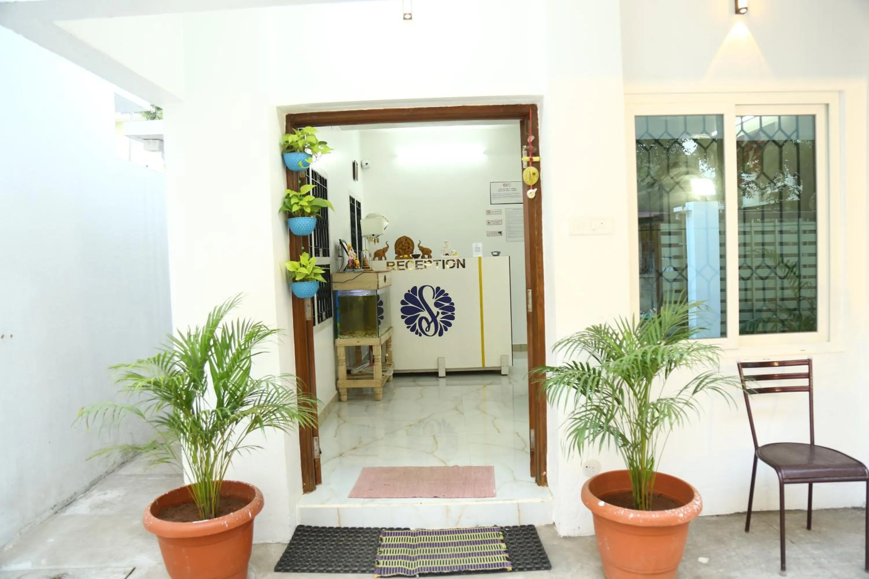Facade/entrance in SS Stay Kilpauk Chennai