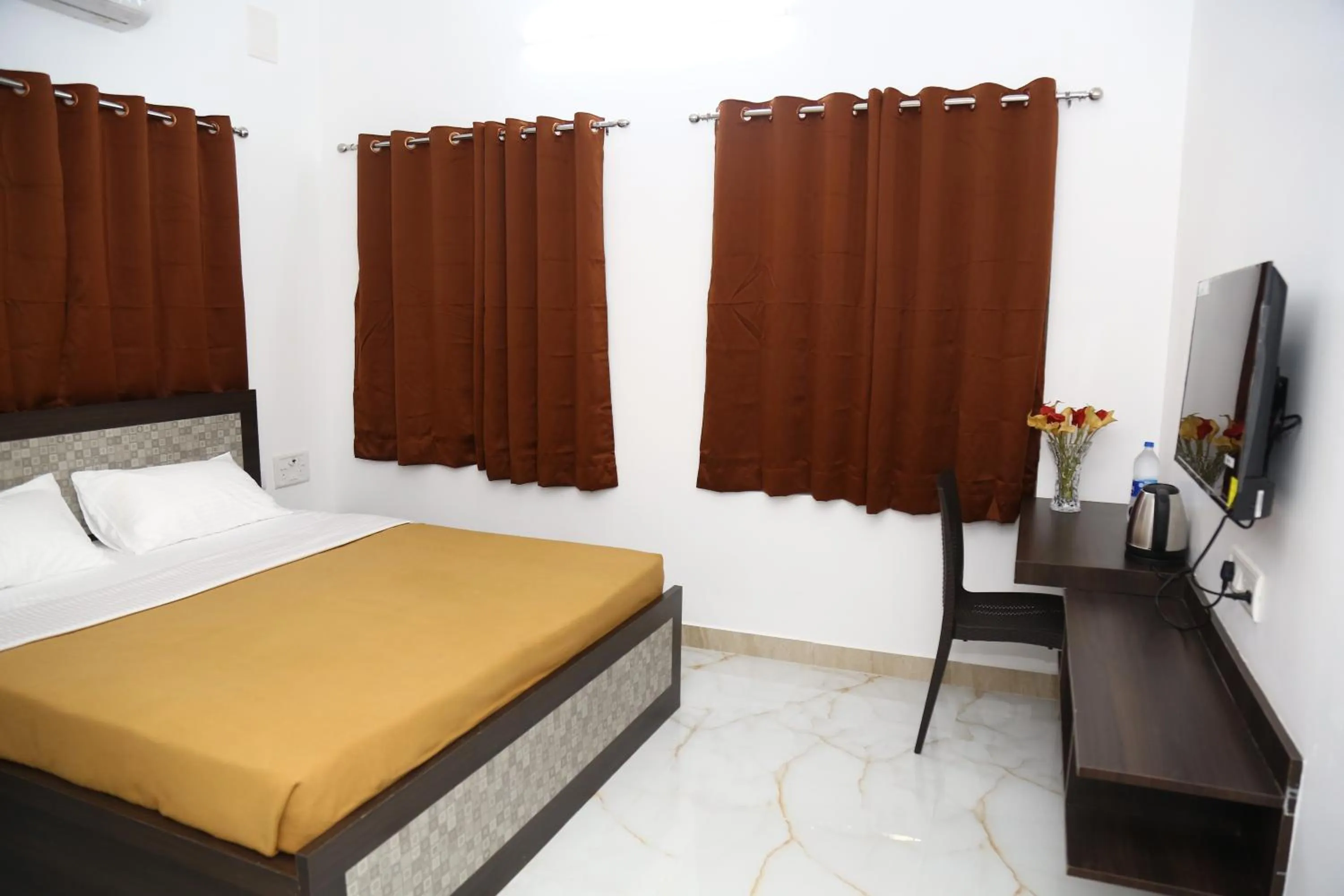 Bedroom, Bed in SS Stay Kilpauk Chennai