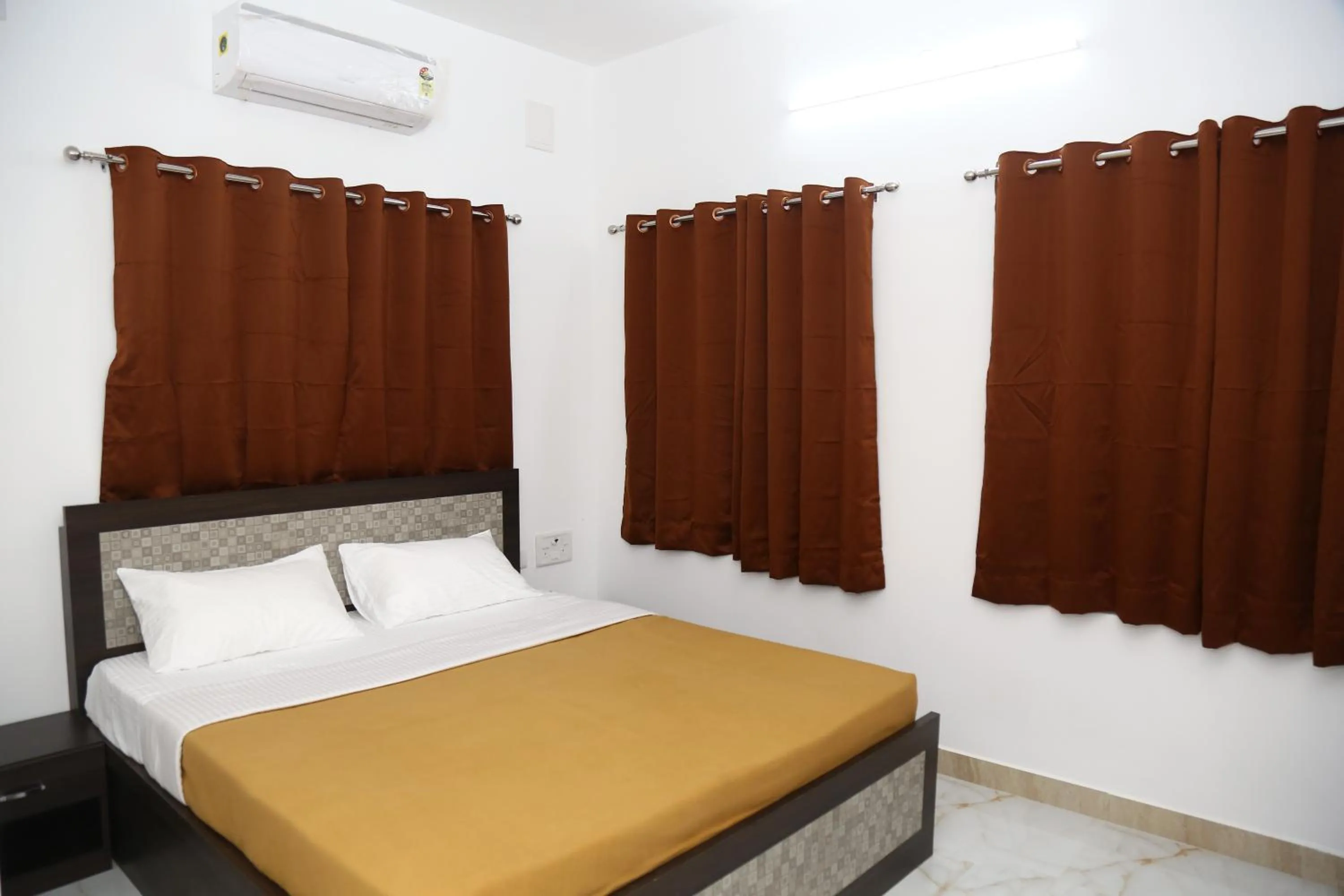 Bedroom, Bed in SS Stay Kilpauk Chennai
