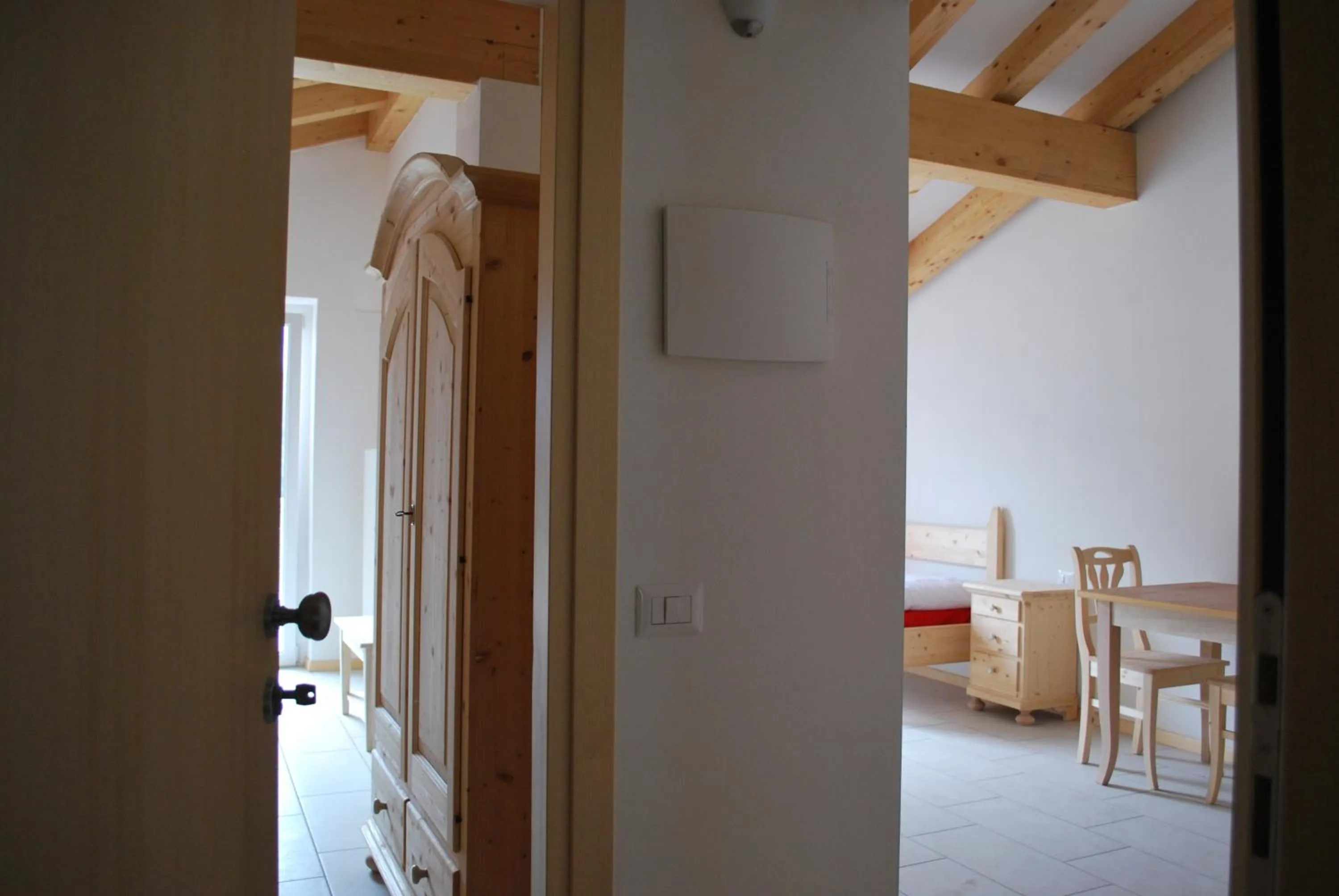 Dining area, Bed in Hotel Elbele Garnì