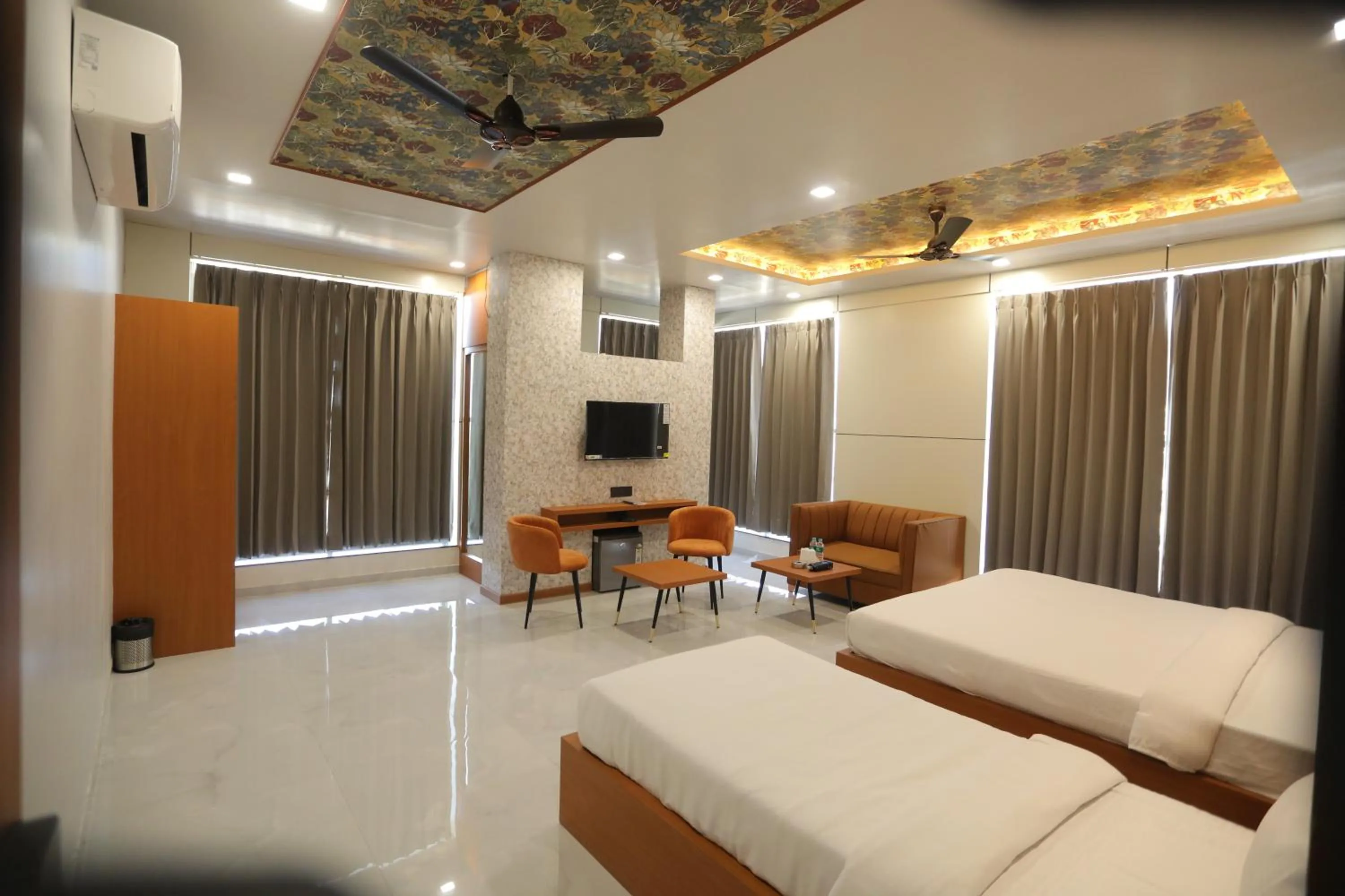 Bed in Hotel Pride Of Chittor