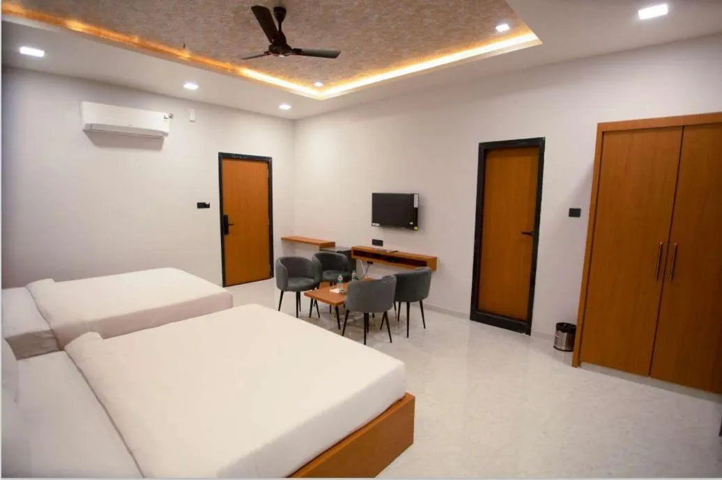 Bedroom, Bed in Hotel Pride Of Chittor